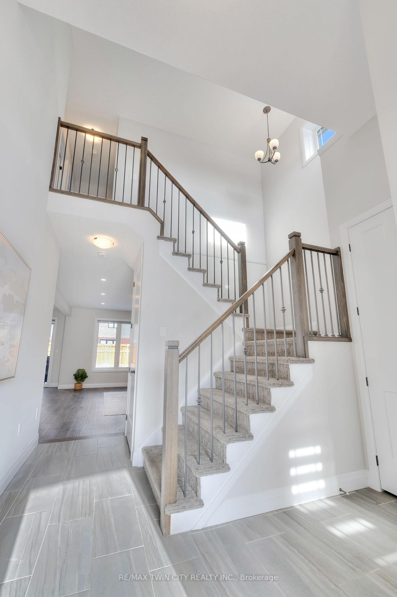 Photo 4 of 103 Tristan Crescent, Woolwich — HOMEH