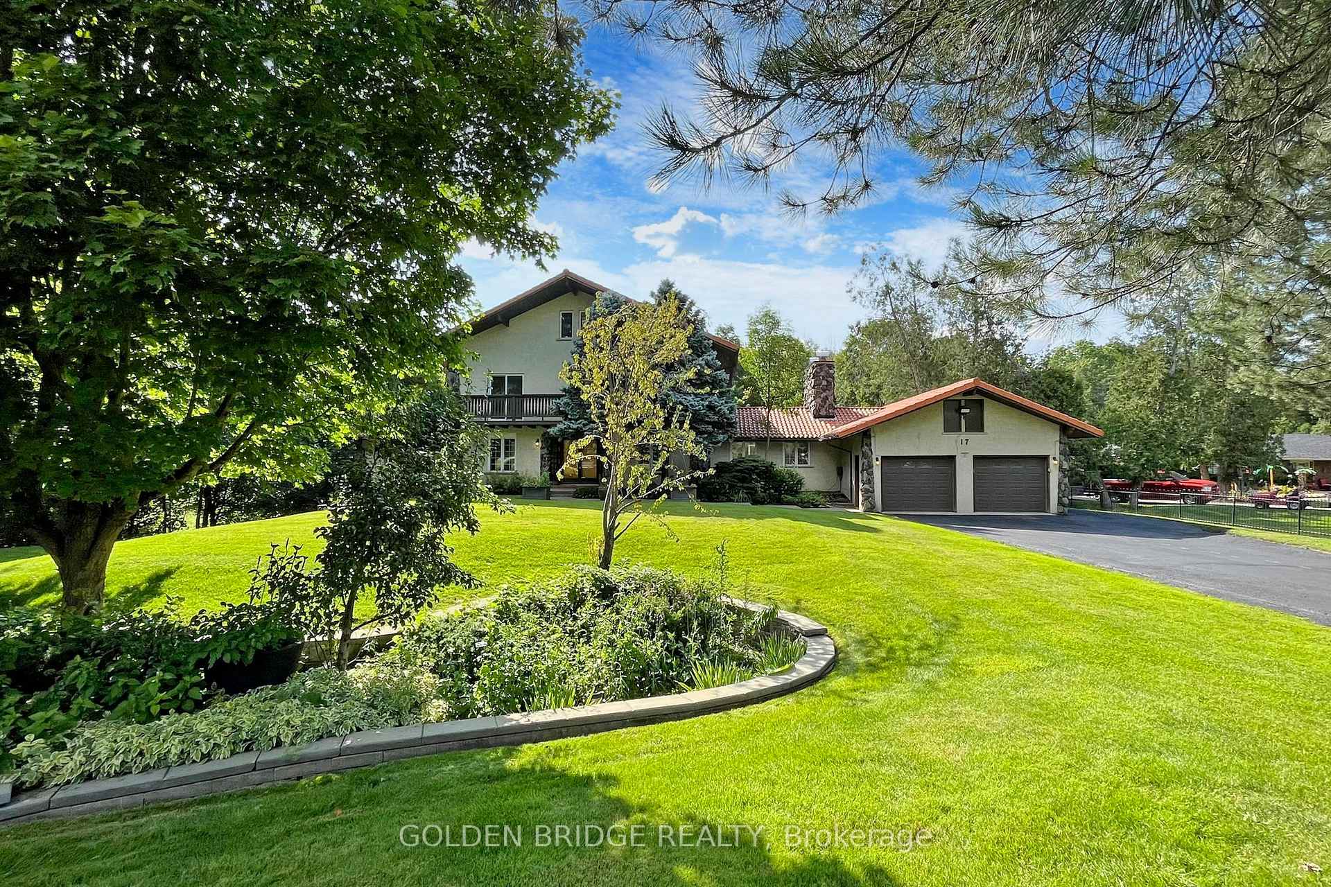 Photo 1 of 17 Glenbourne Park Drive, Markham, Devil's Elbow — HOMEH