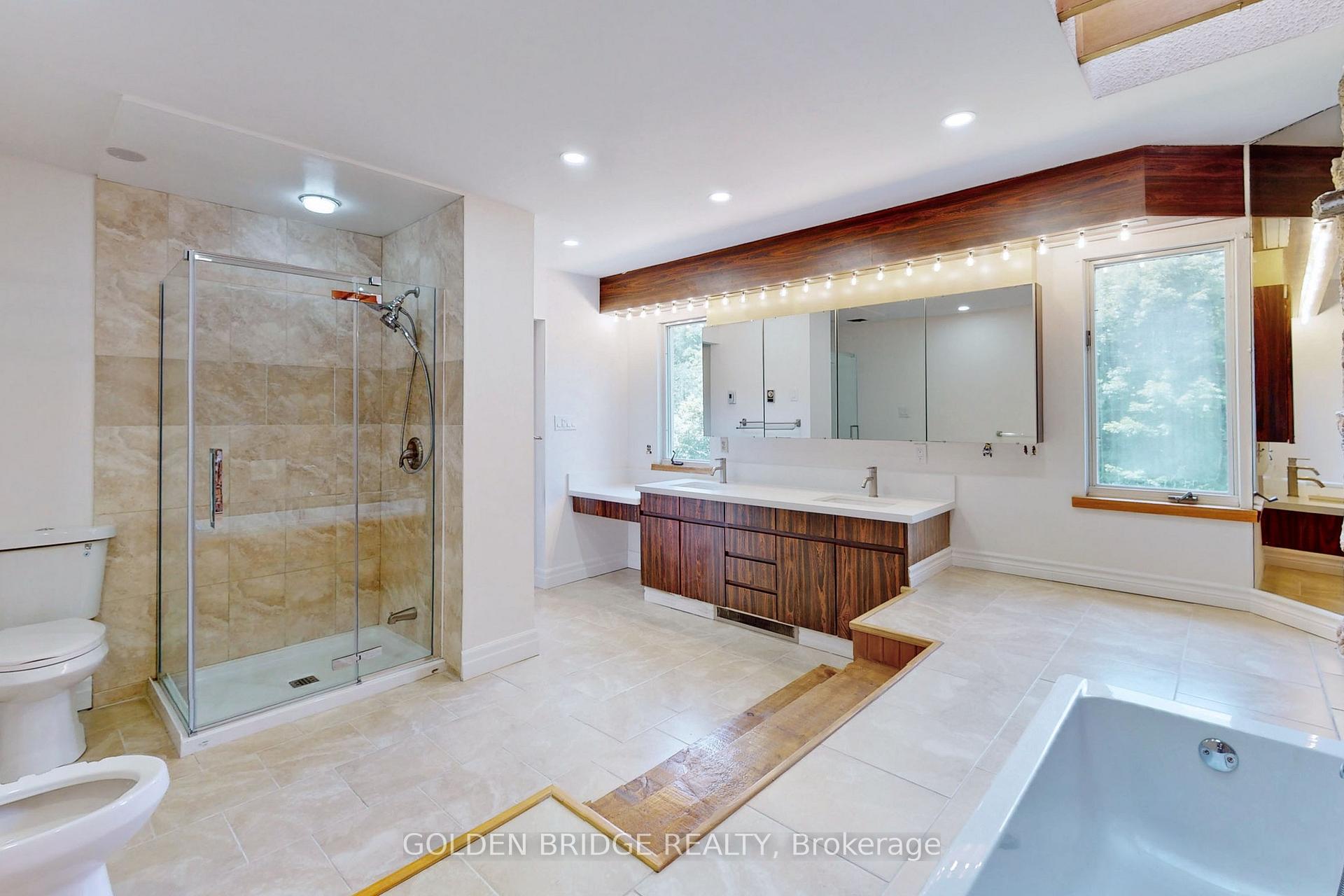 Photo 18 of 17 Glenbourne Park Drive, Markham, Devil's Elbow — HOMEH