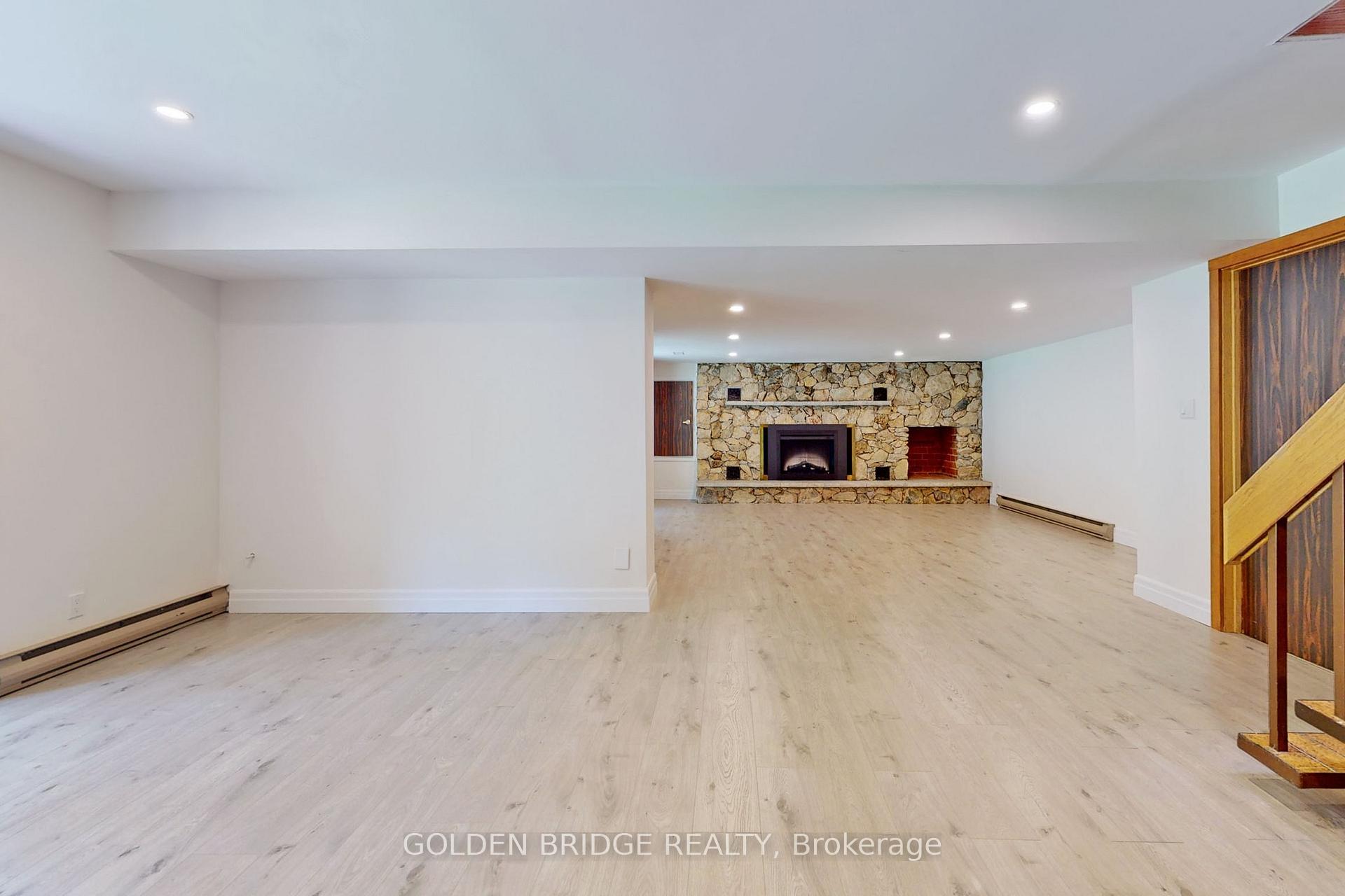 Photo 23 of 17 Glenbourne Park Drive, Markham, Devil's Elbow — HOMEH