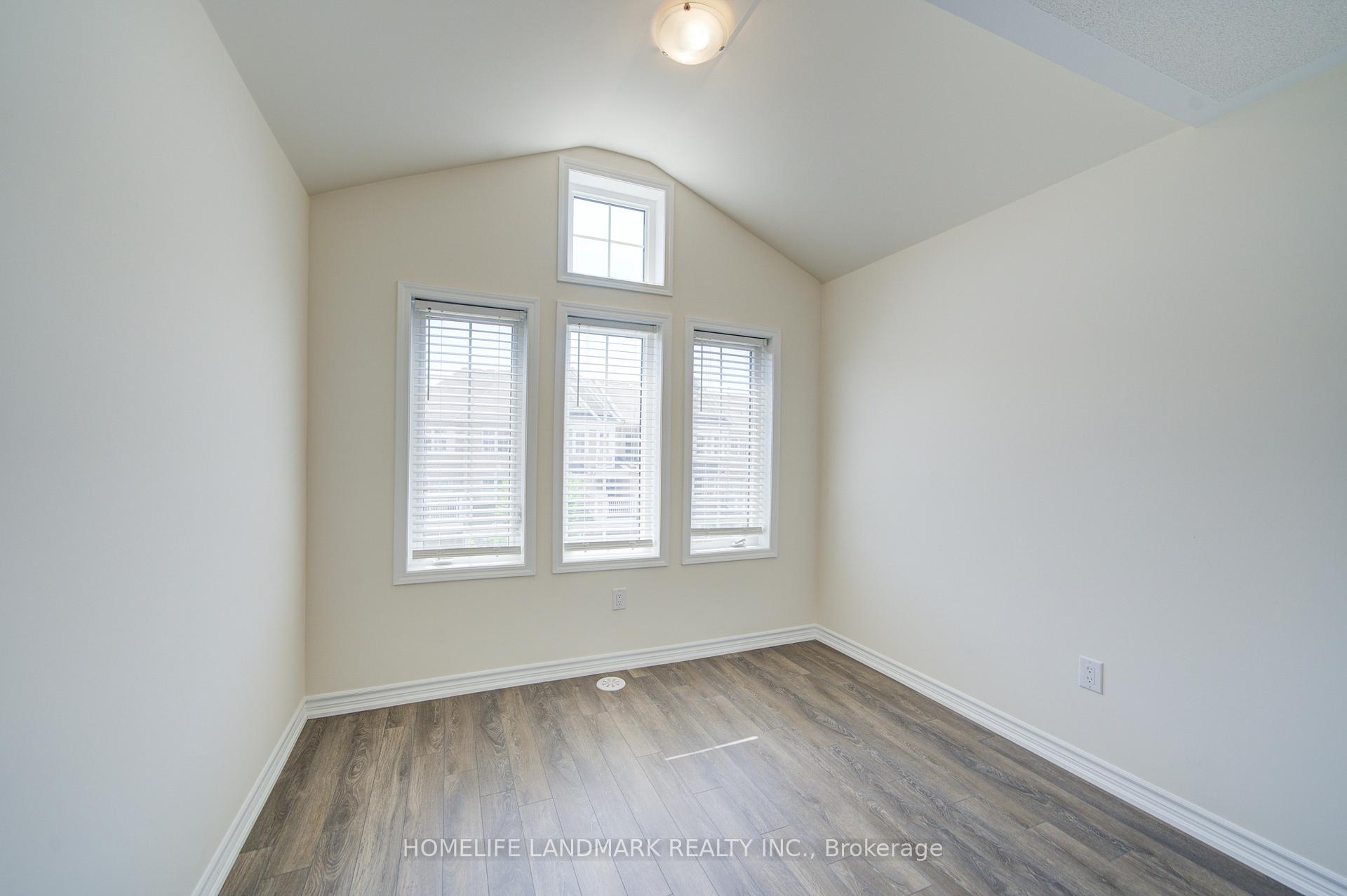 Photo 10 of 14 Goldeye Street, Whitby, Rural Whitby — HOMEH