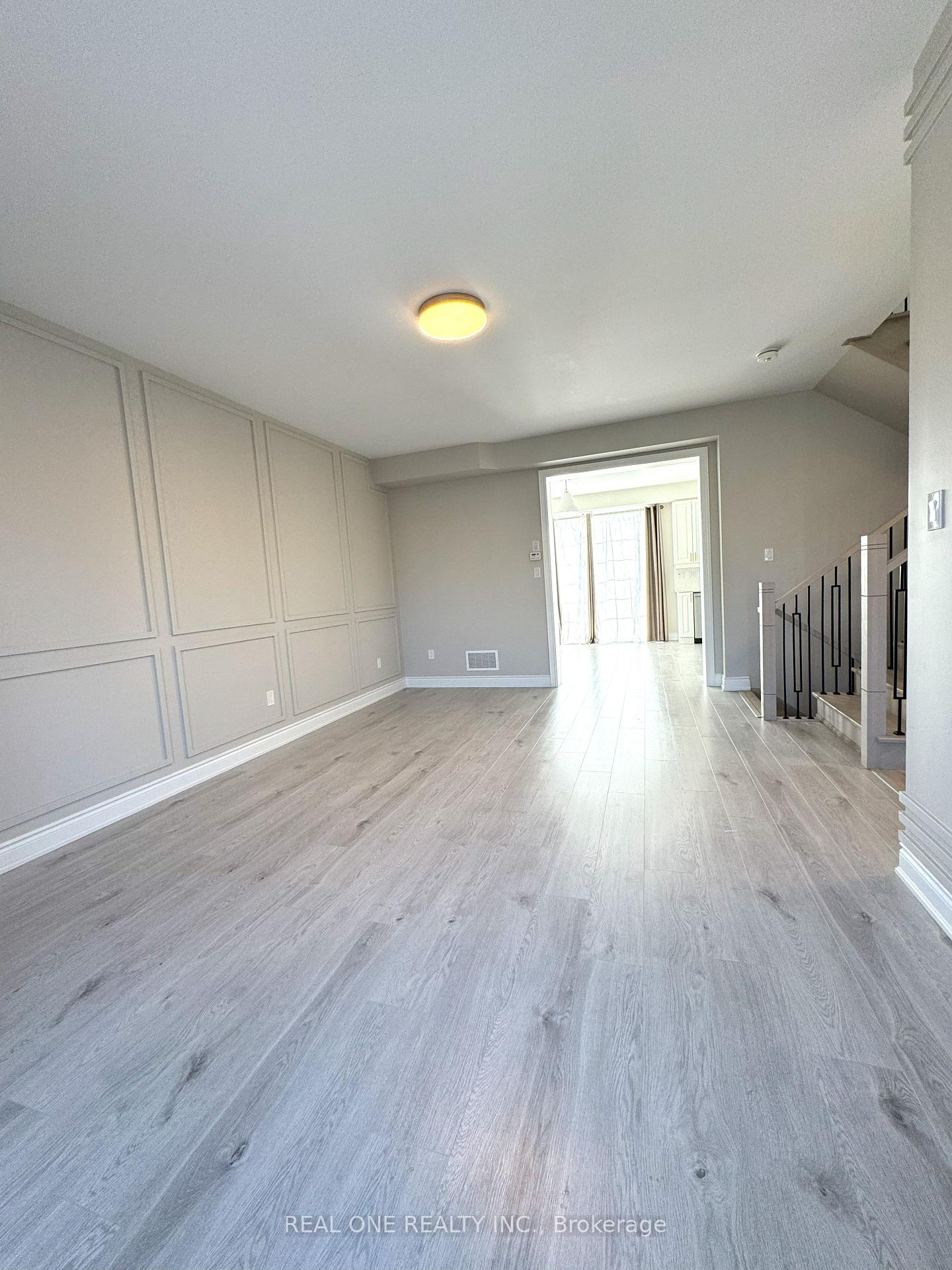 Photo 7 of 318 Coronation Road, Whitby, Rural Whitby — HOMEH