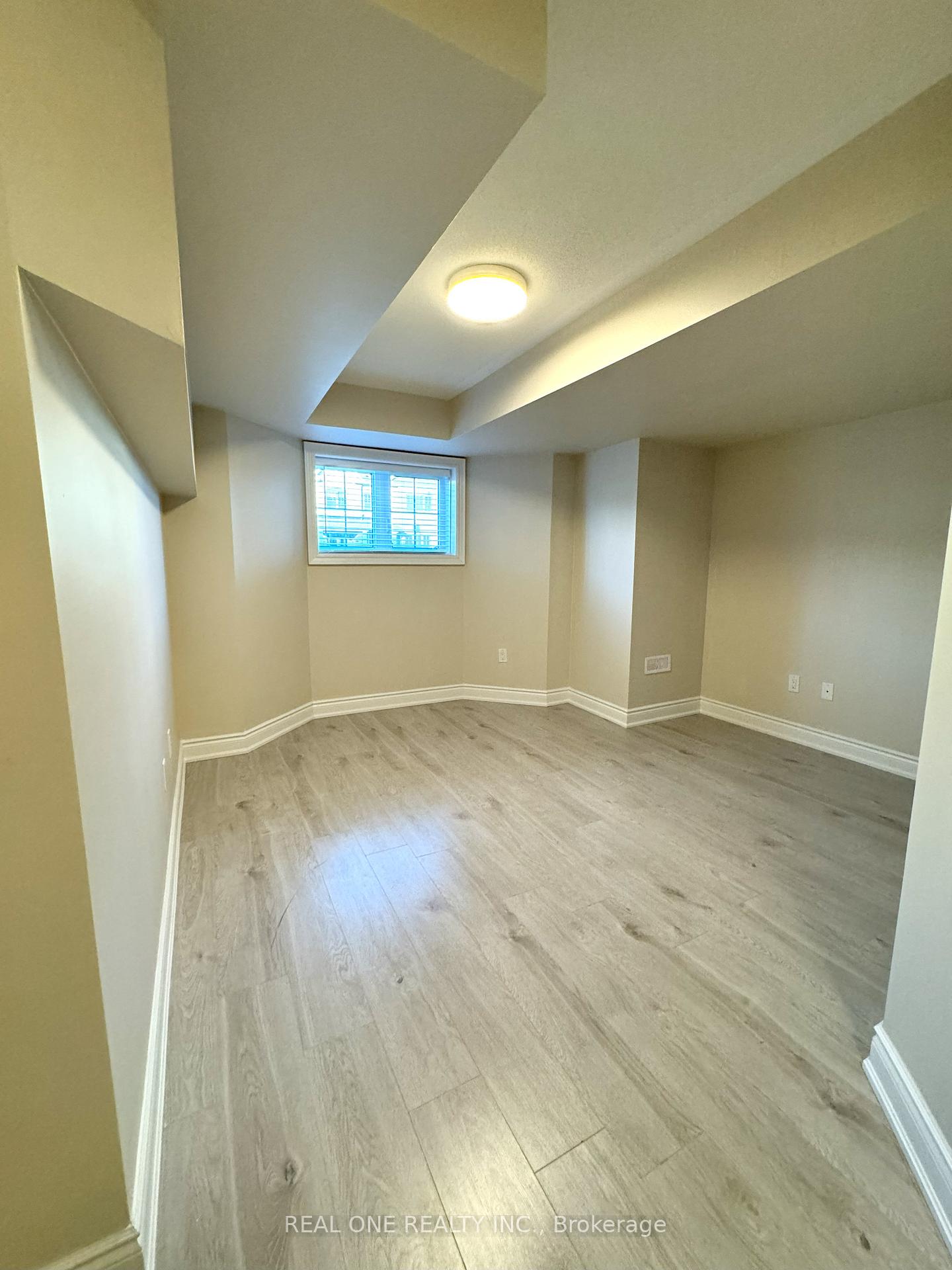 Photo 15 of 318 Coronation Road, Whitby, Rural Whitby — HOMEH