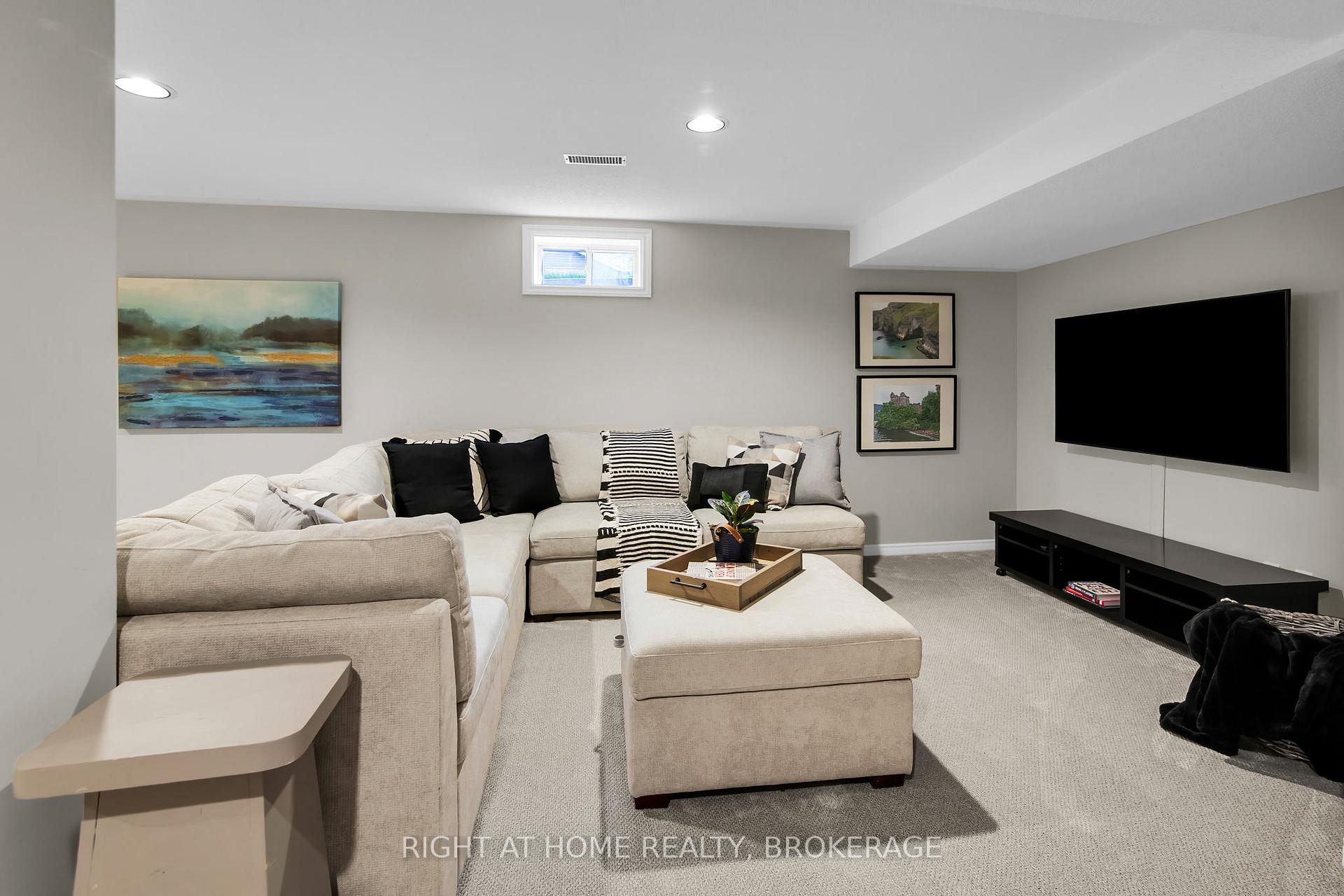 Photo 32 of 10 Ennisclare Place, Whitby, Pringle Creek — HOMEH
