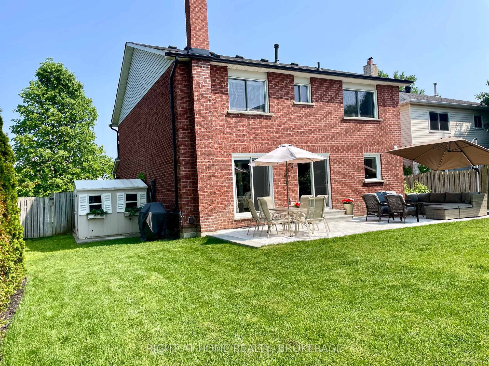 Photo 39 of 10 Ennisclare Place, Whitby, Pringle Creek — HOMEH