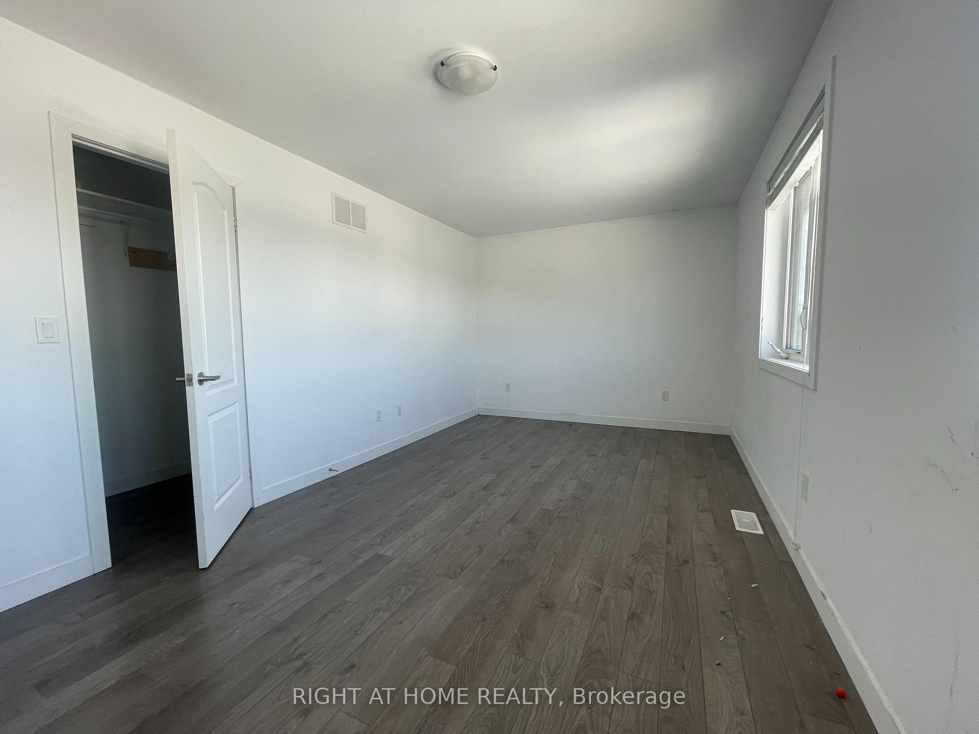 Photo 19 of Unit 7A (UPPER), 23 Denistoun Street, Welland, Broadway — HOMEH