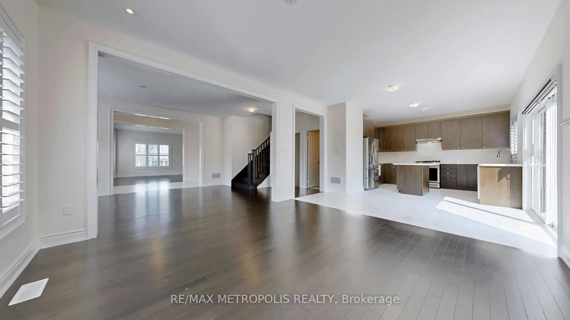 Photo 6 of 156 Muirfield Drive, Barrie, Ardagh — HOMEH