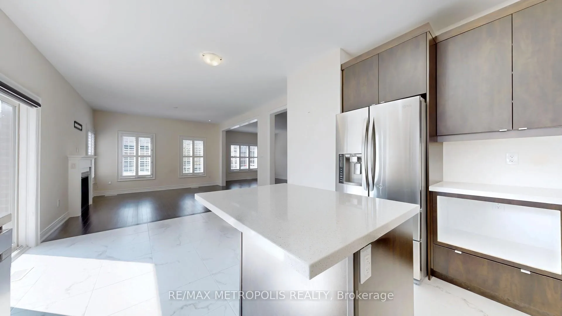 Photo 10 of 156 Muirfield Drive, Barrie, Ardagh — HOMEH