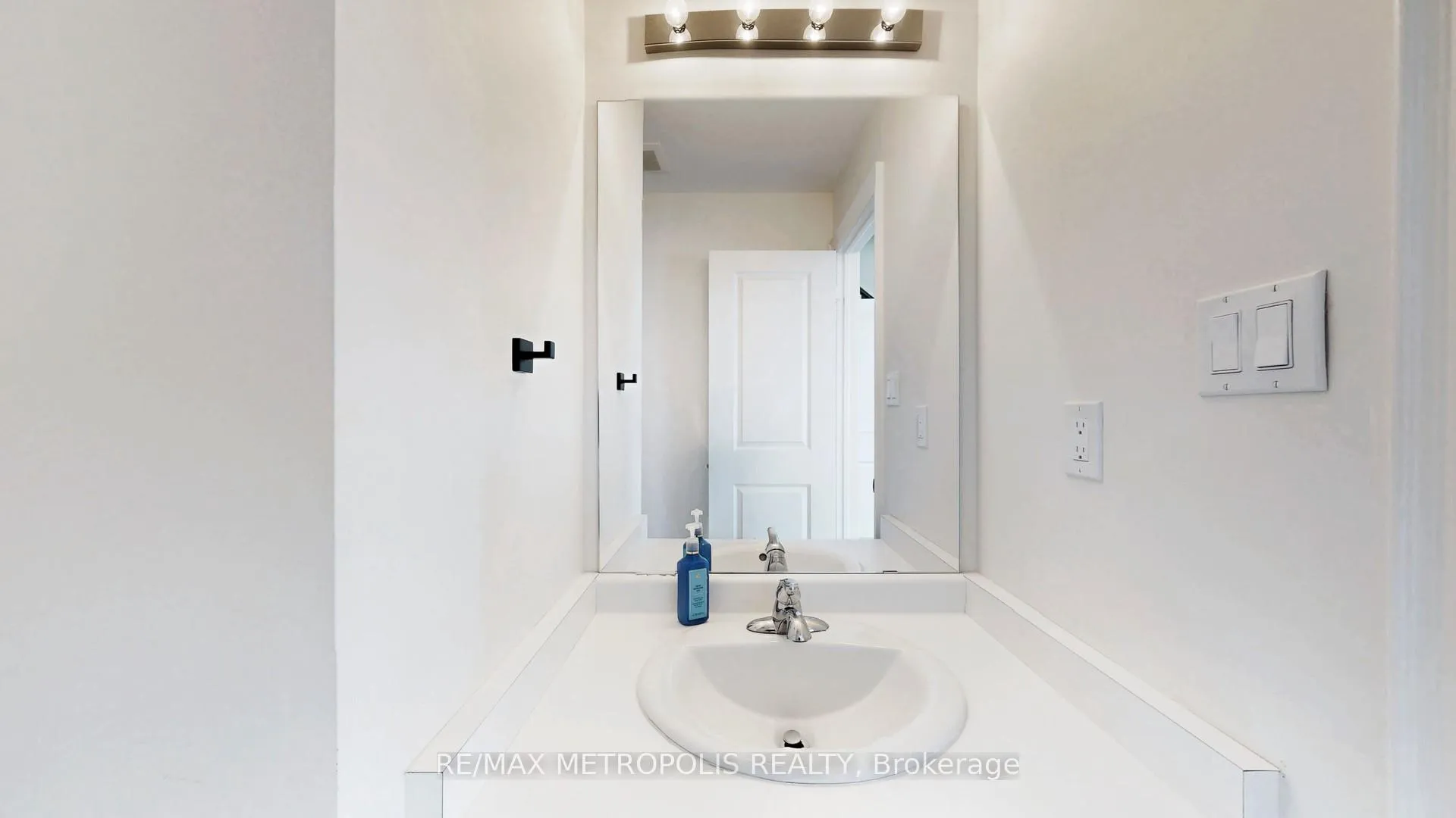 Photo 20 of 156 Muirfield Drive, Barrie, Ardagh — HOMEH