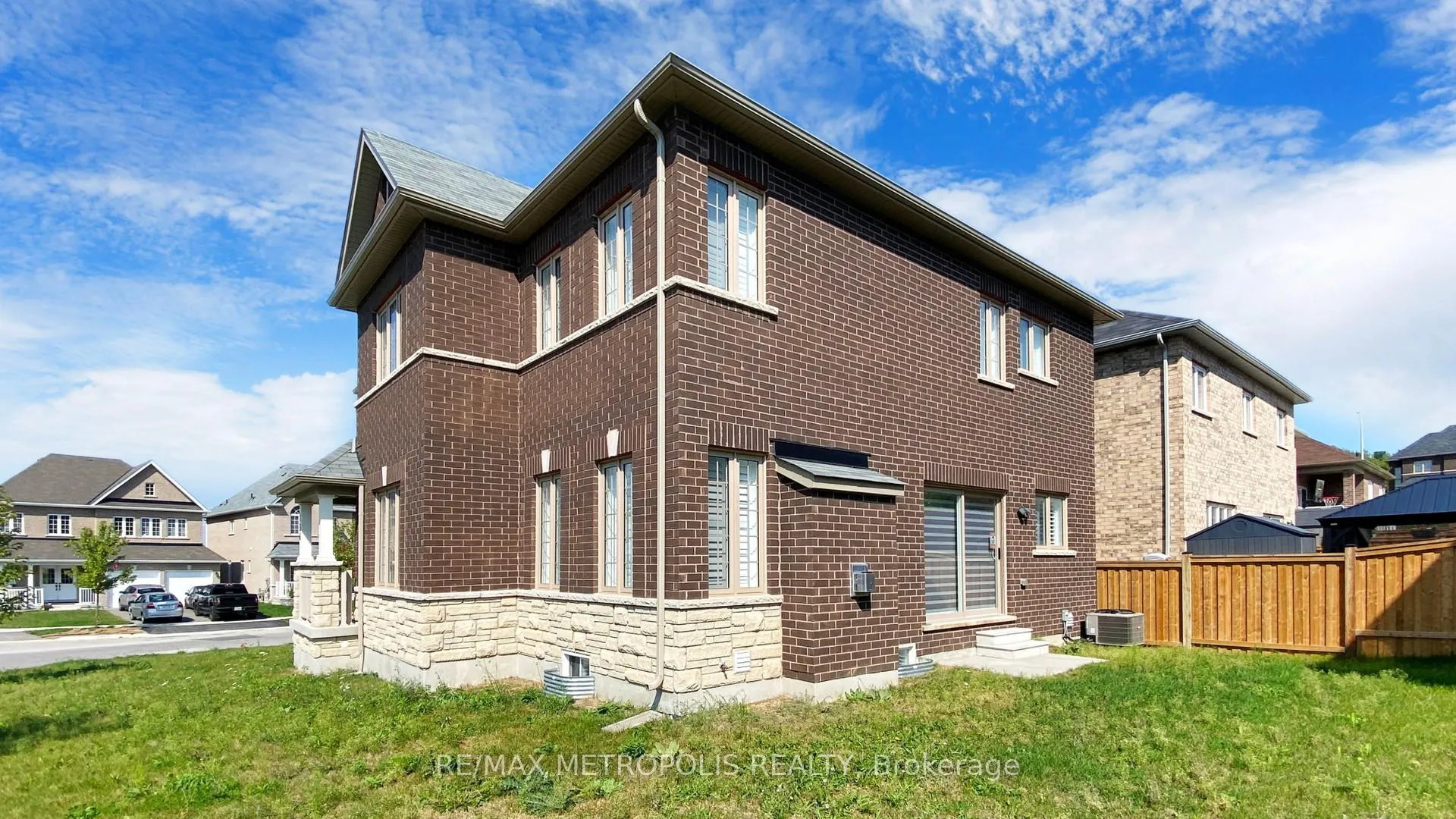 Photo 49 of 156 Muirfield Drive, Barrie, Ardagh — HOMEH