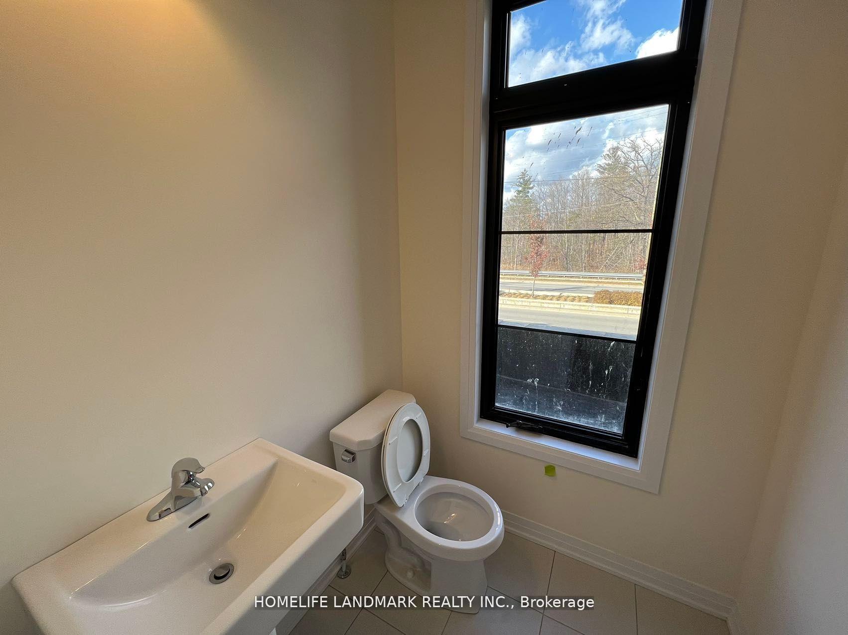 Photo 11 of 62 De La Roche Drive, Vaughan, Vellore Village — HOMEH