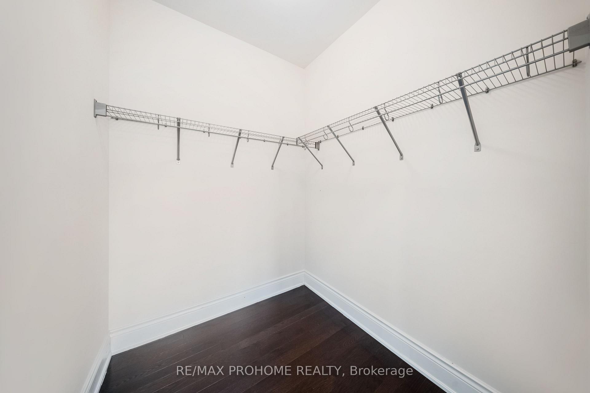 Photo 31 of 48 Silver Sterling Crescent, Vaughan, Vellore Village — HOMEH