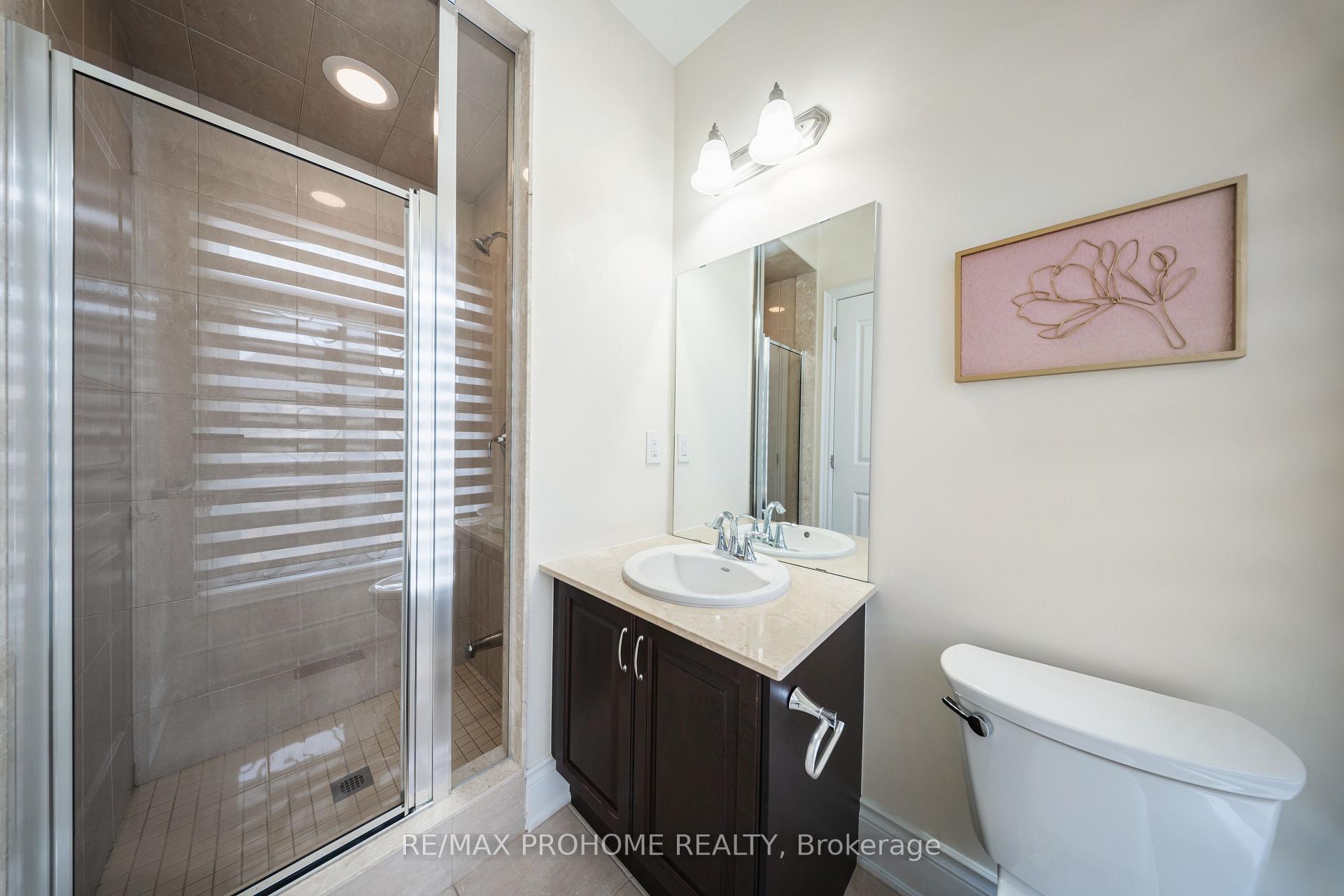 Photo 33 of 48 Silver Sterling Crescent, Vaughan, Vellore Village — HOMEH