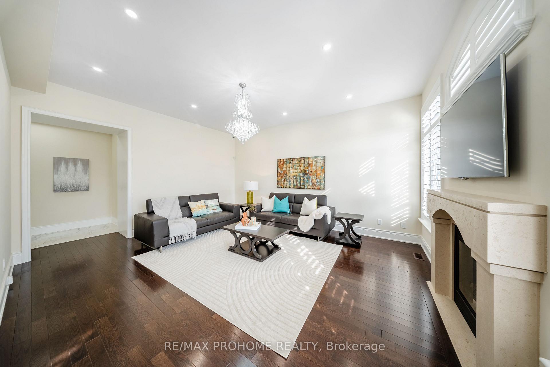 Photo 34 of 48 Silver Sterling Crescent, Vaughan, Vellore Village — HOMEH