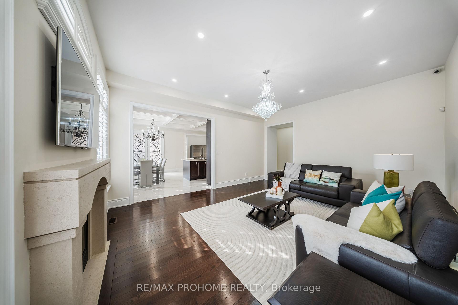Photo 35 of 48 Silver Sterling Crescent, Vaughan, Vellore Village — HOMEH