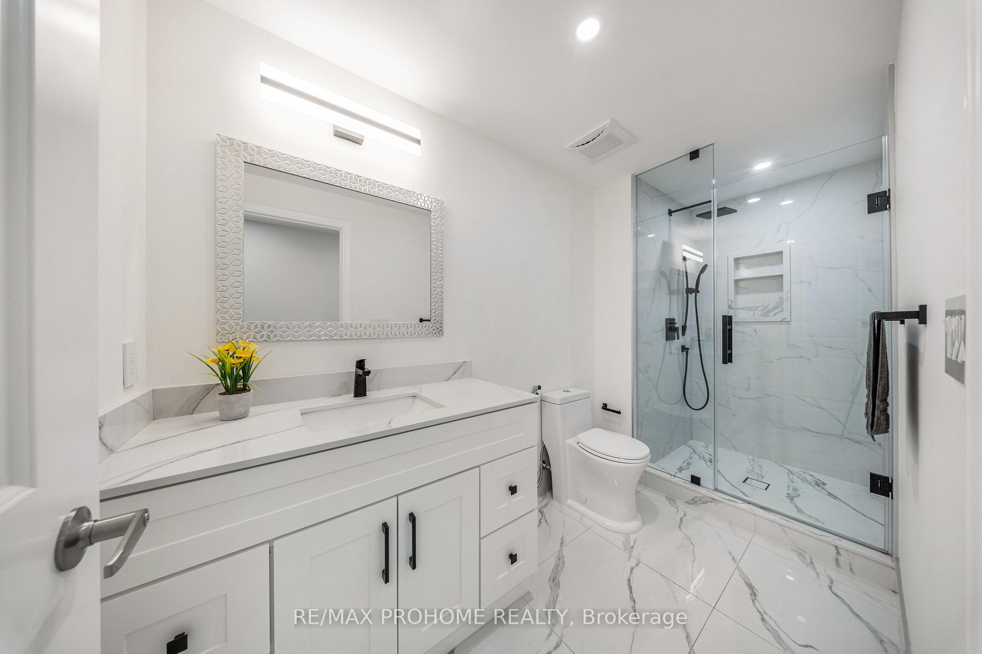 Photo 42 of 48 Silver Sterling Crescent, Vaughan, Vellore Village — HOMEH