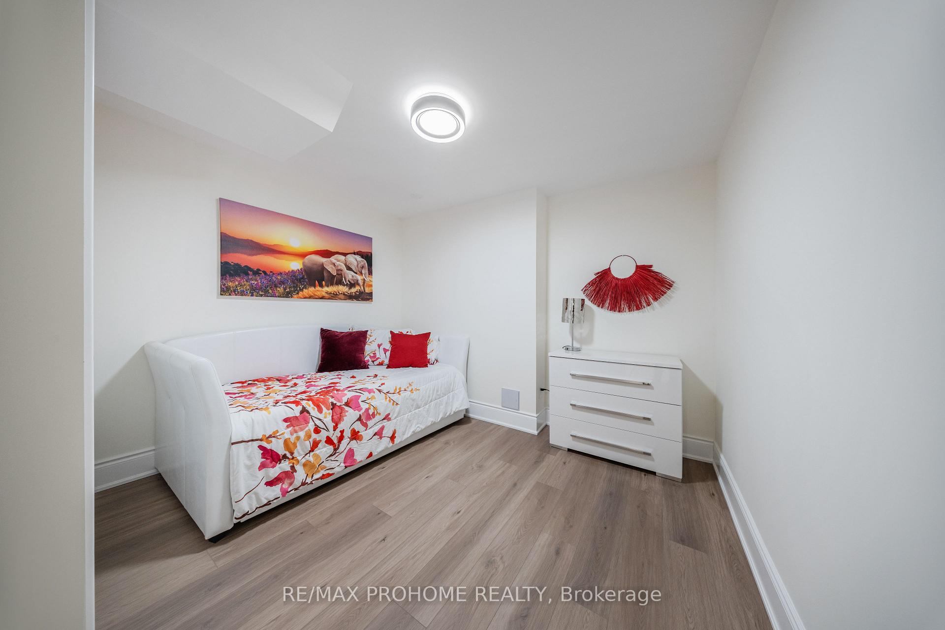 Photo 43 of 48 Silver Sterling Crescent, Vaughan, Vellore Village — HOMEH