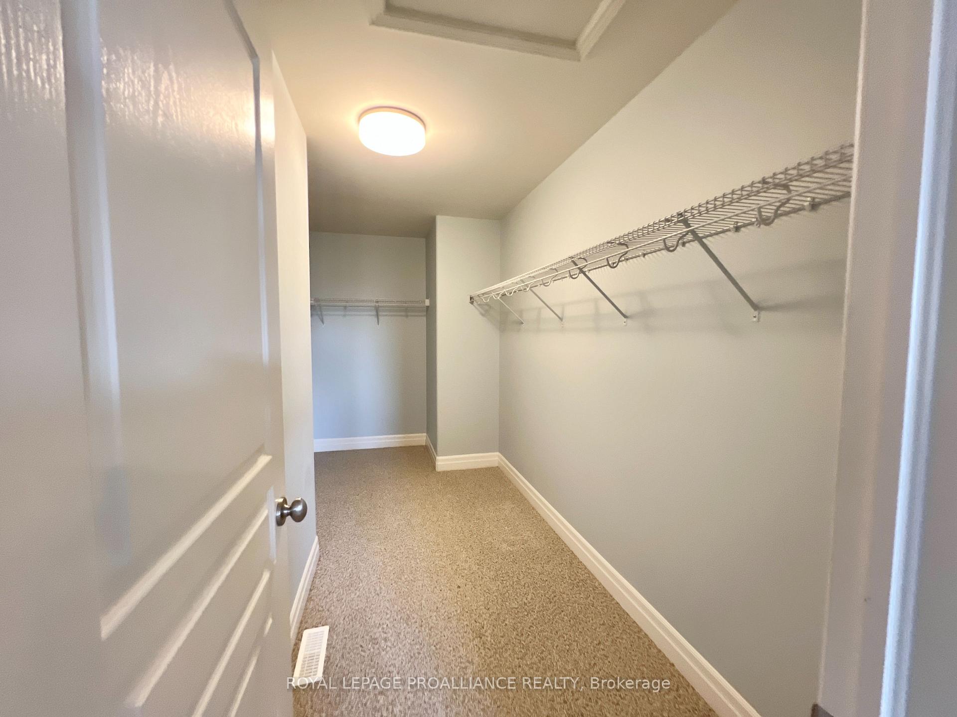 Photo 14 of 32 Vertis Court, Belleville, Thurlow Ward — HOMEH