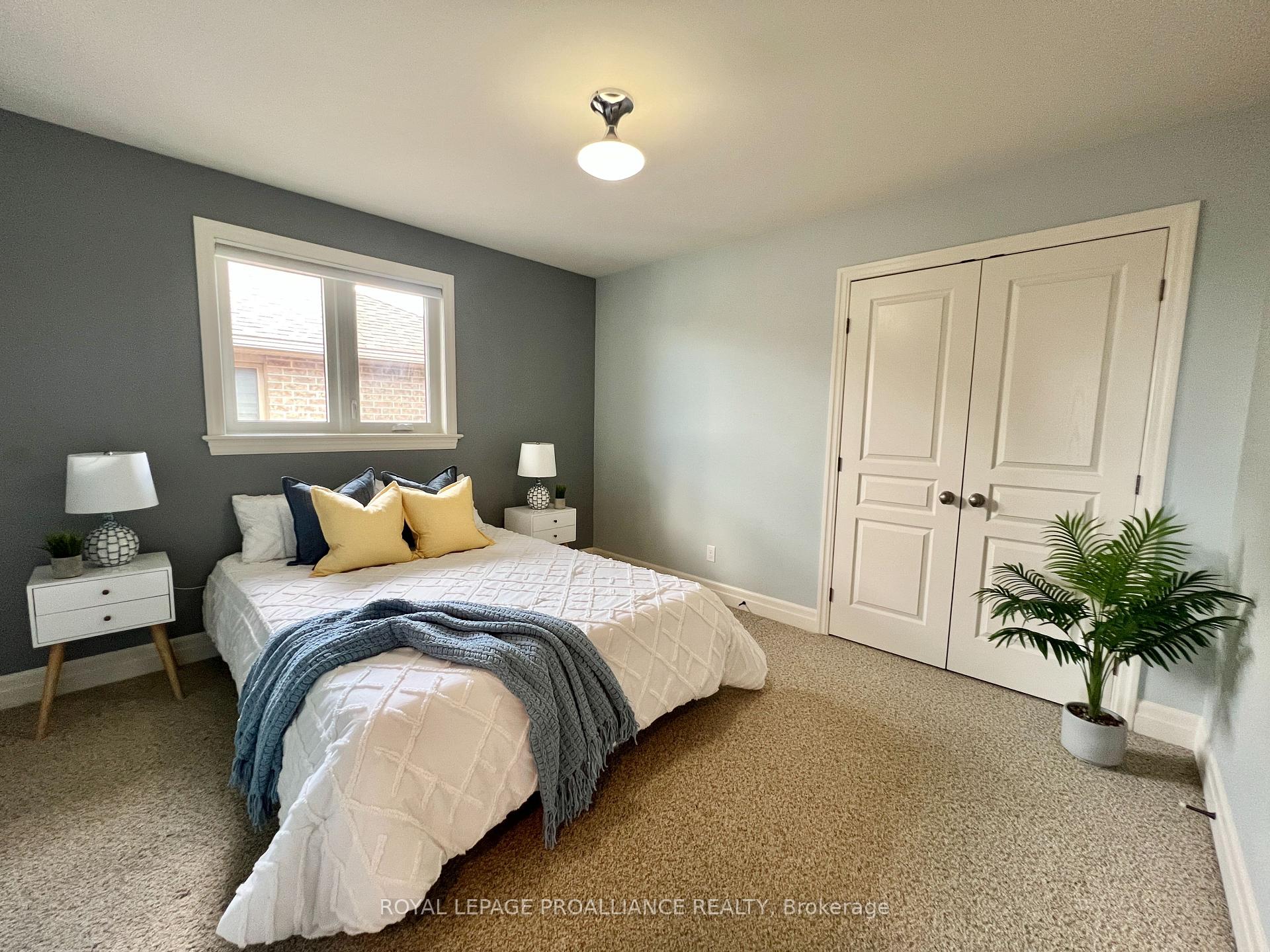 Photo 19 of 32 Vertis Court, Belleville, Thurlow Ward — HOMEH