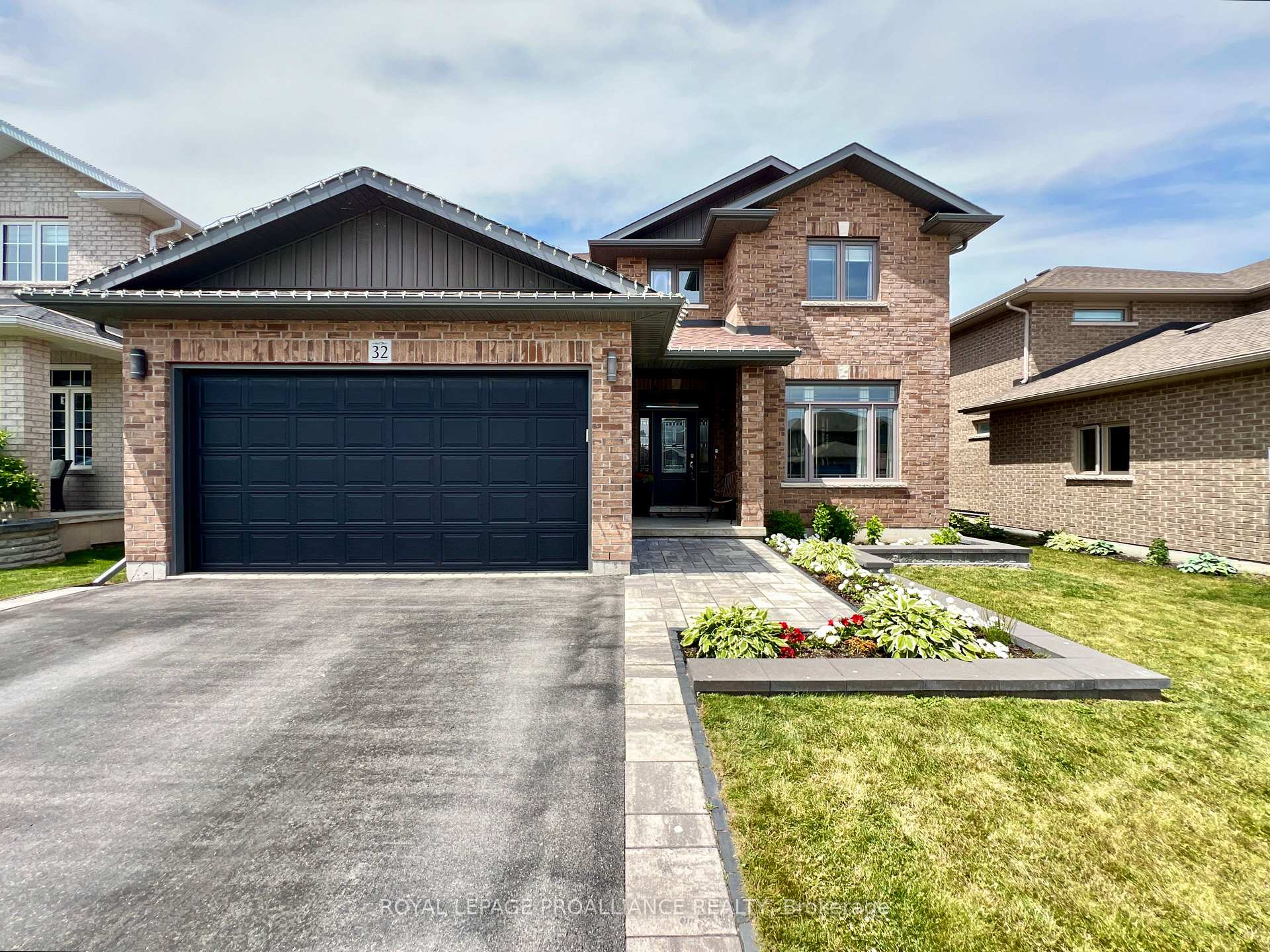 Photo 38 of 32 Vertis Court, Belleville, Thurlow Ward — HOMEH