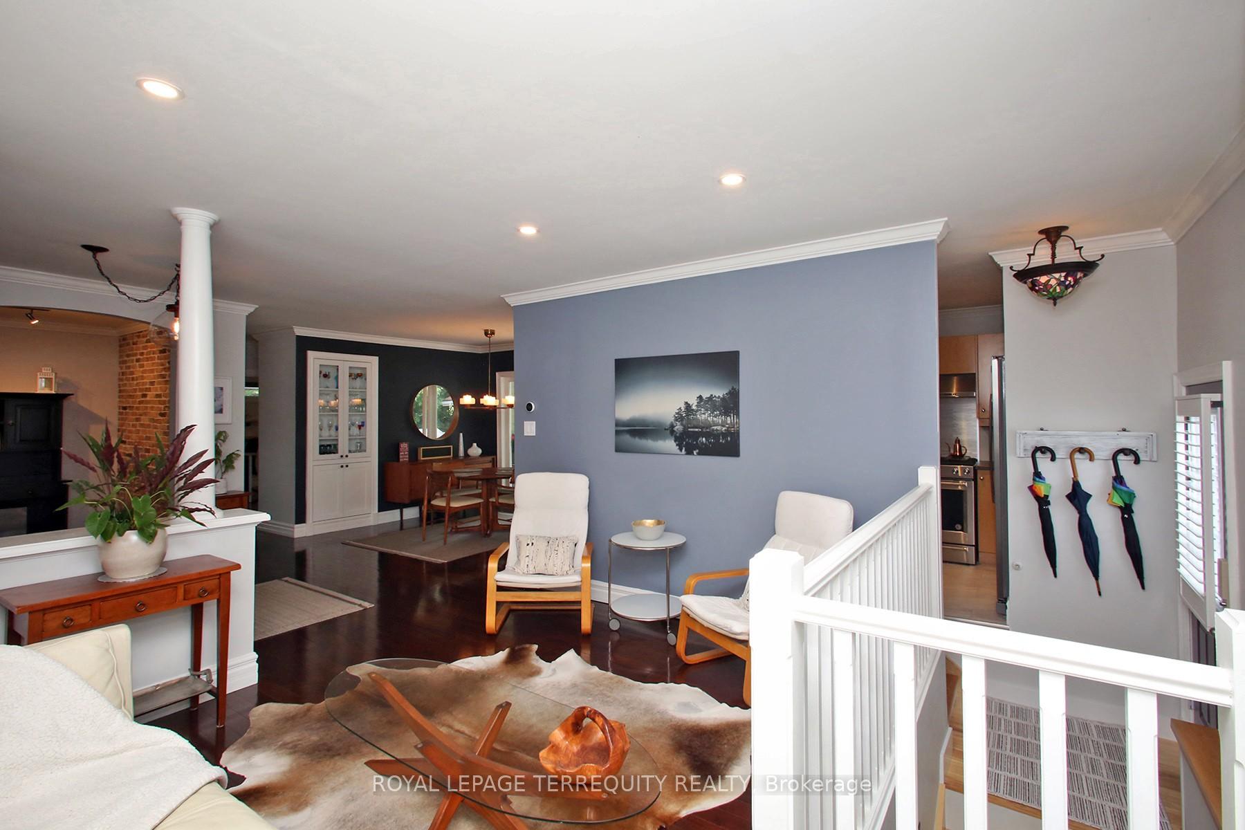 Photo 10 of 208 Craydon Road, Whitby, Downtown Whitby — HOMEH
