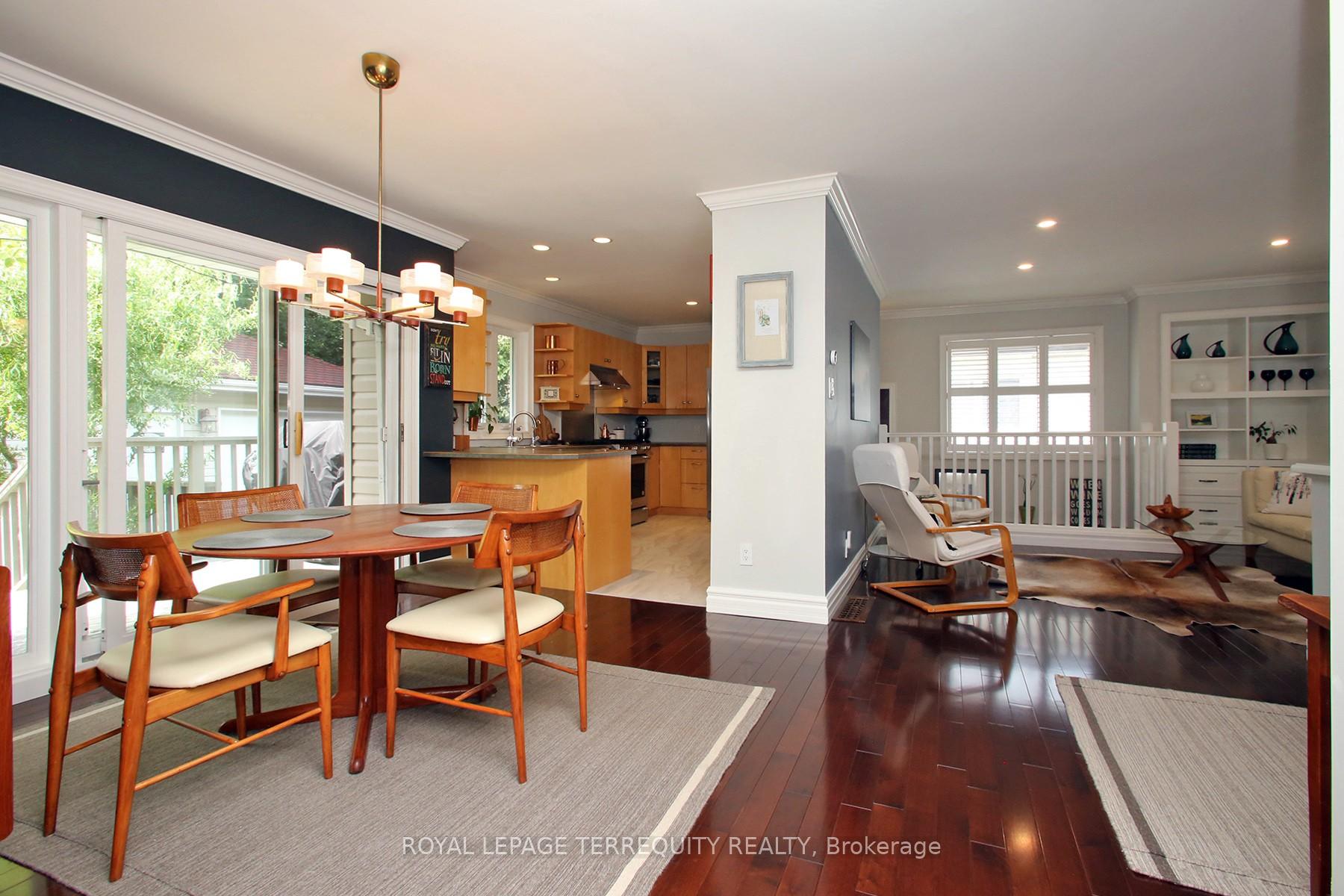 Photo 12 of 208 Craydon Road, Whitby, Downtown Whitby — HOMEH