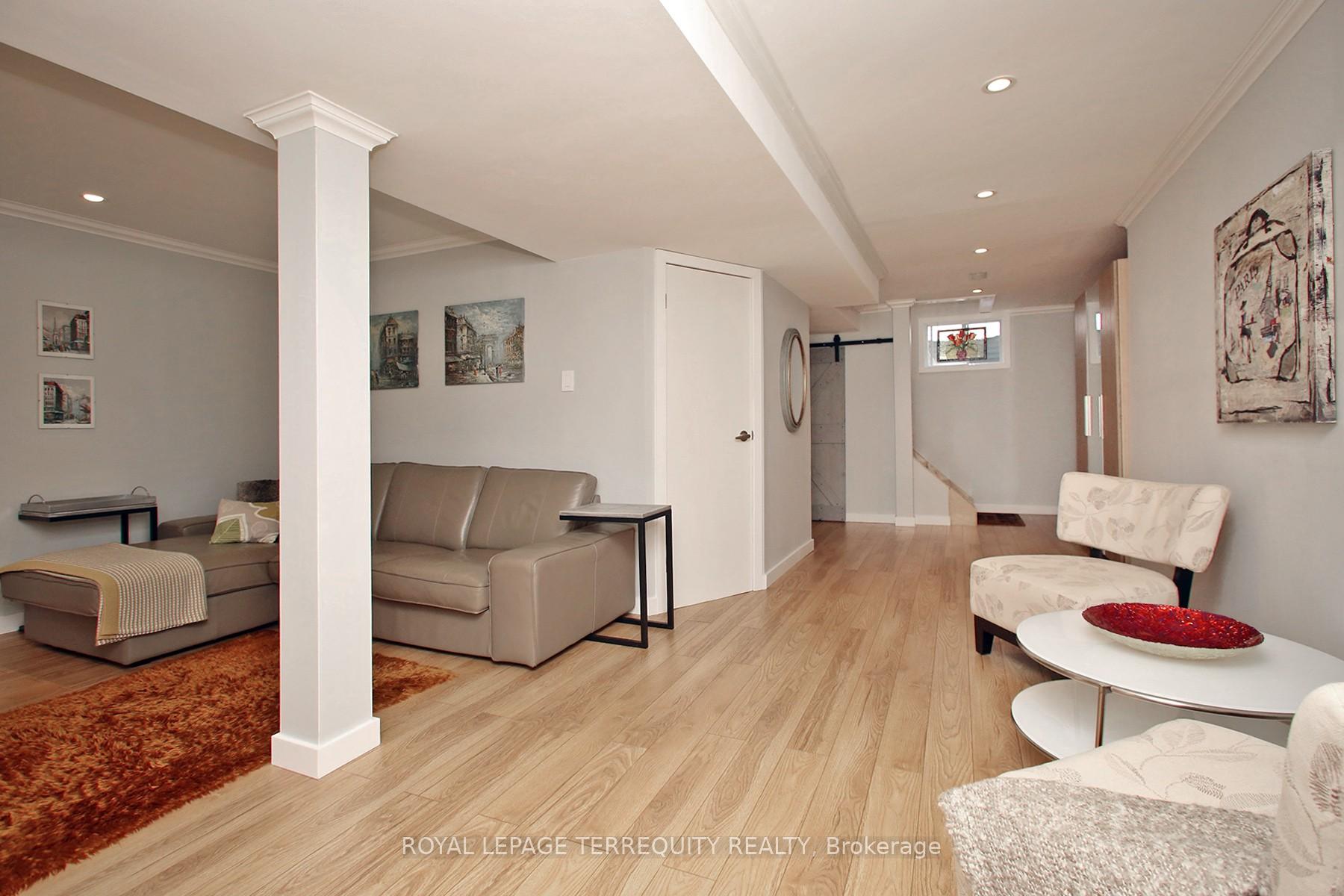 Photo 21 of 208 Craydon Road, Whitby, Downtown Whitby — HOMEH