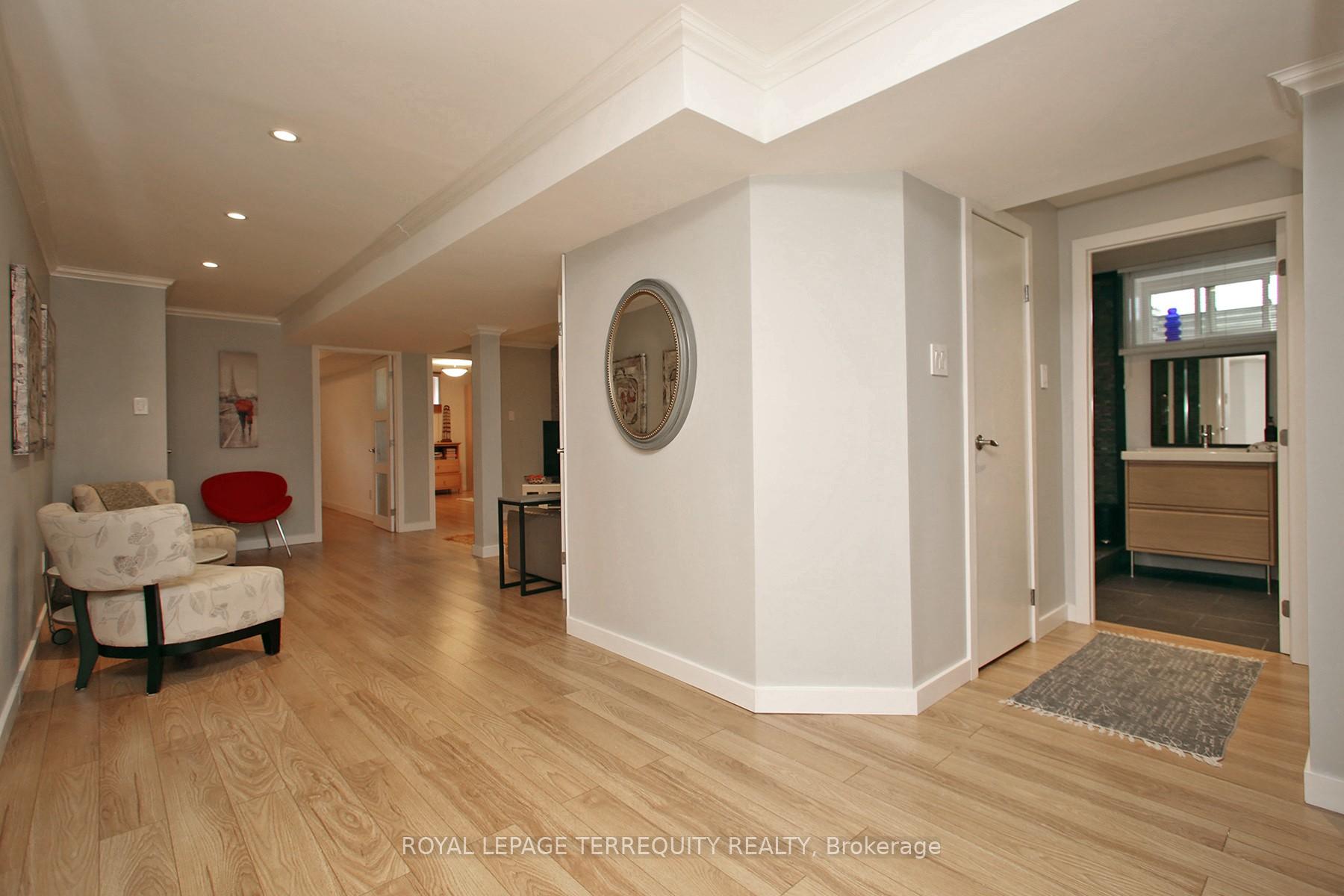 Photo 23 of 208 Craydon Road, Whitby, Downtown Whitby — HOMEH