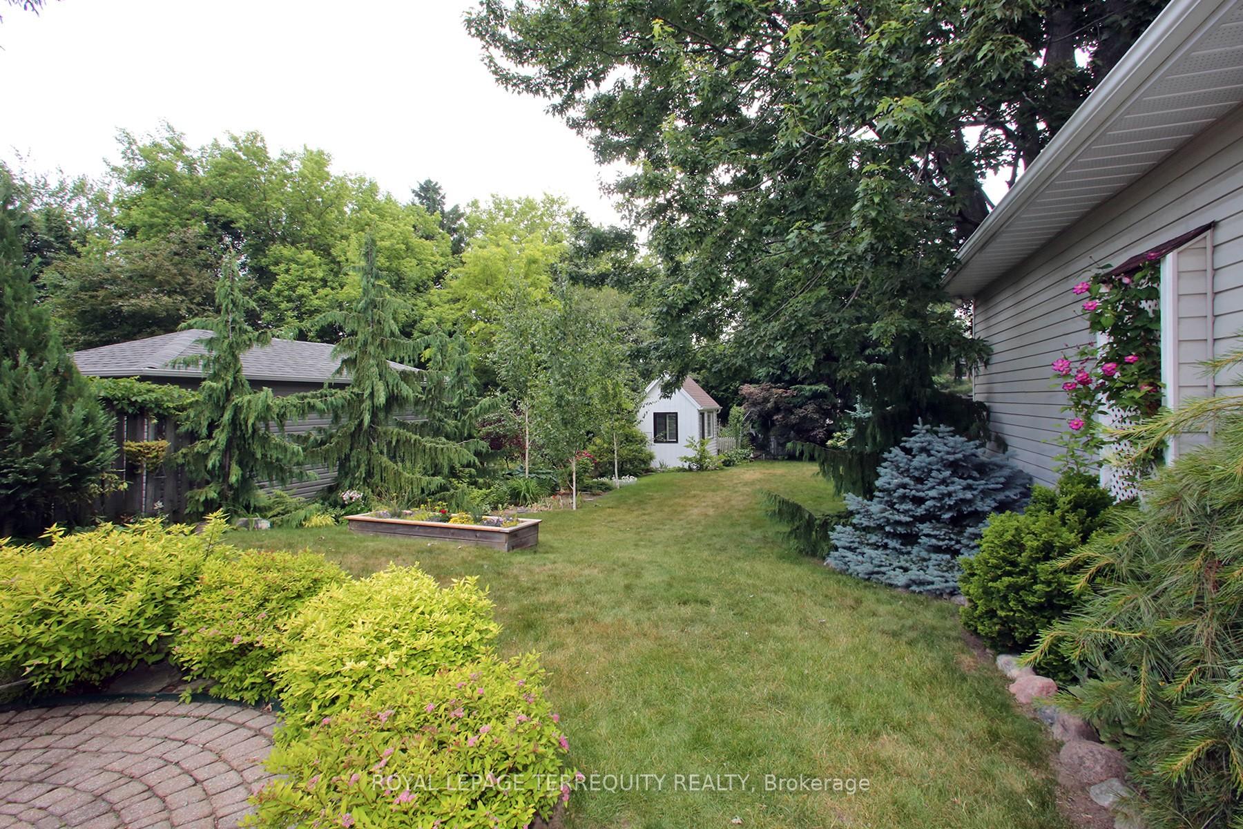 Photo 30 of 208 Craydon Road, Whitby, Downtown Whitby — HOMEH