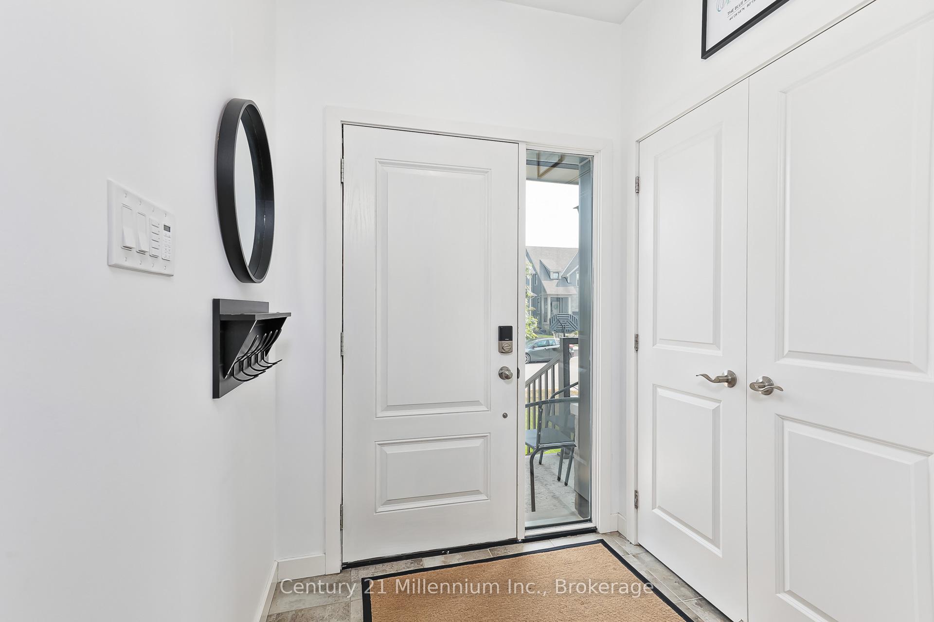 Photo 2 of 141 Yellow Birch Crescent, Blue Mountains — HOMEH