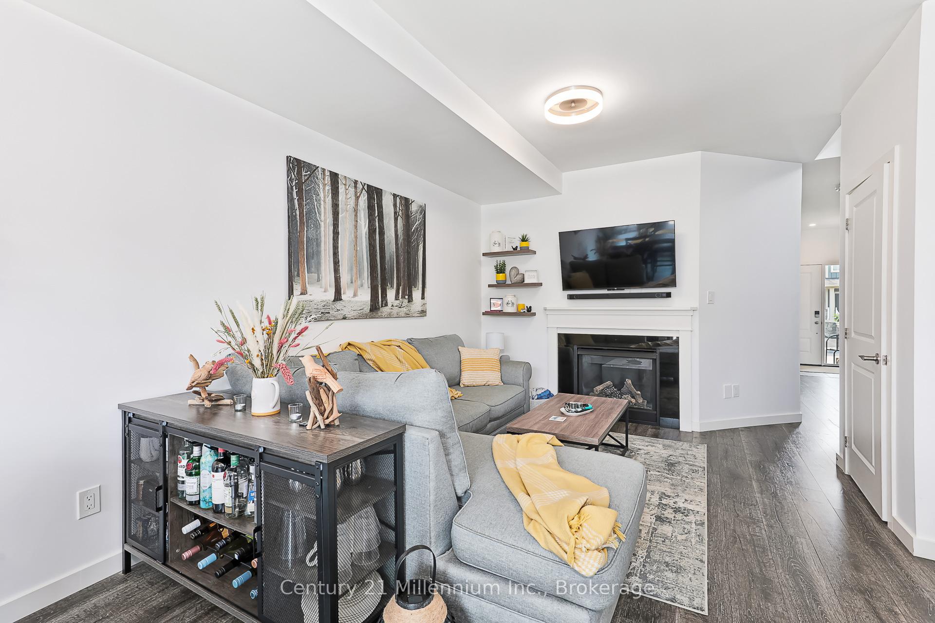 Photo 8 of 141 Yellow Birch Crescent, Blue Mountains — HOMEH