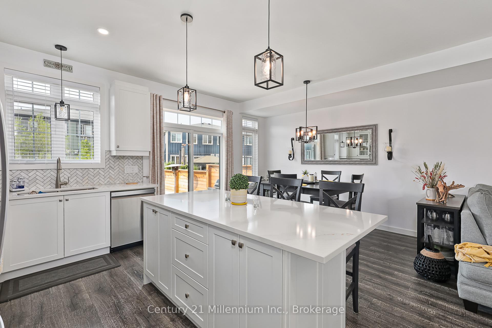 Photo 10 of 141 Yellow Birch Crescent, Blue Mountains — HOMEH
