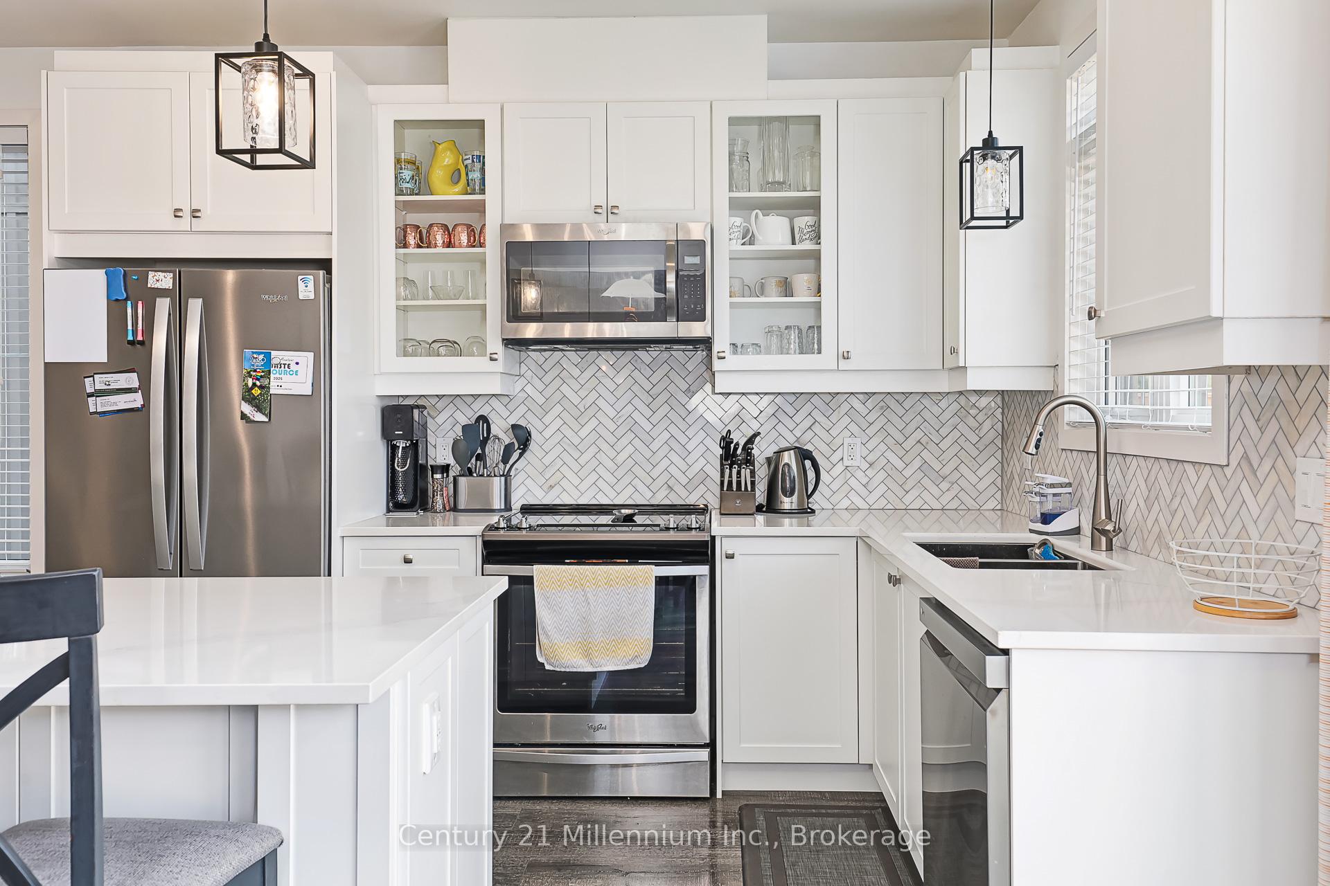 Photo 14 of 141 Yellow Birch Crescent, Blue Mountains — HOMEH