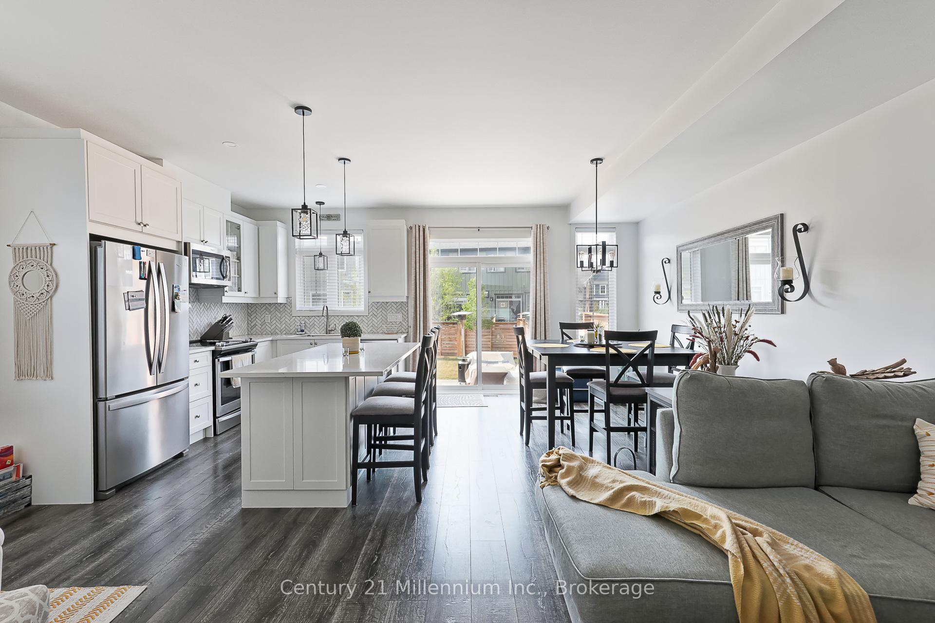 Photo 13 of 141 Yellow Birch Crescent, Blue Mountains — HOMEH