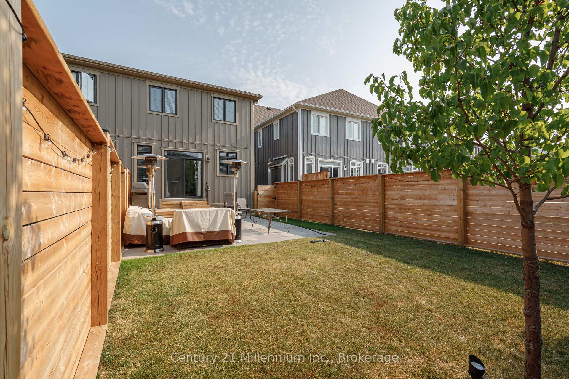 Photo 34 of 141 Yellow Birch Crescent, Blue Mountains — HOMEH