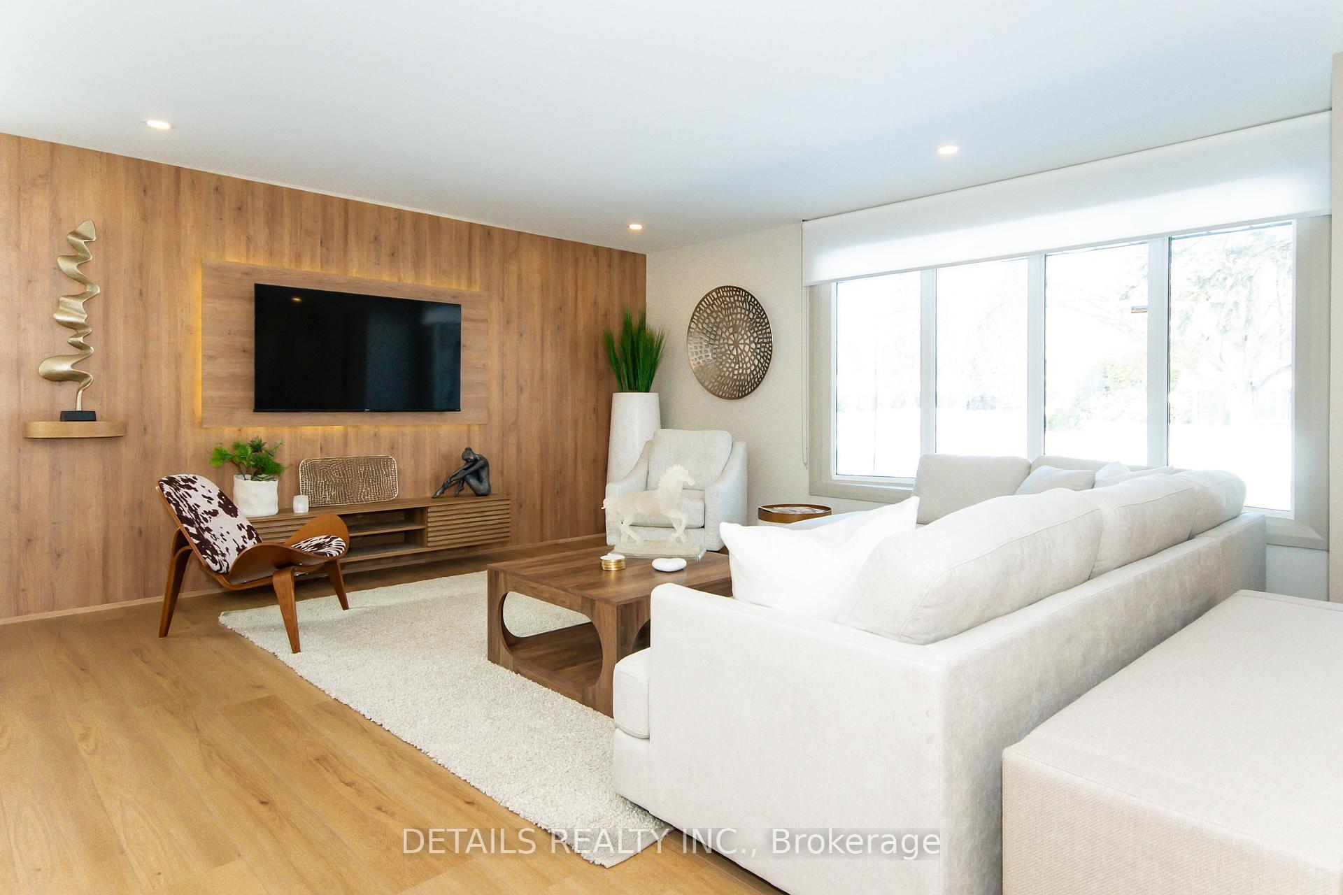 Photo 4 of 1944 Illinois Avenue, Ottawa, Guildwood Estates - Urbandale Acres — HOMEH