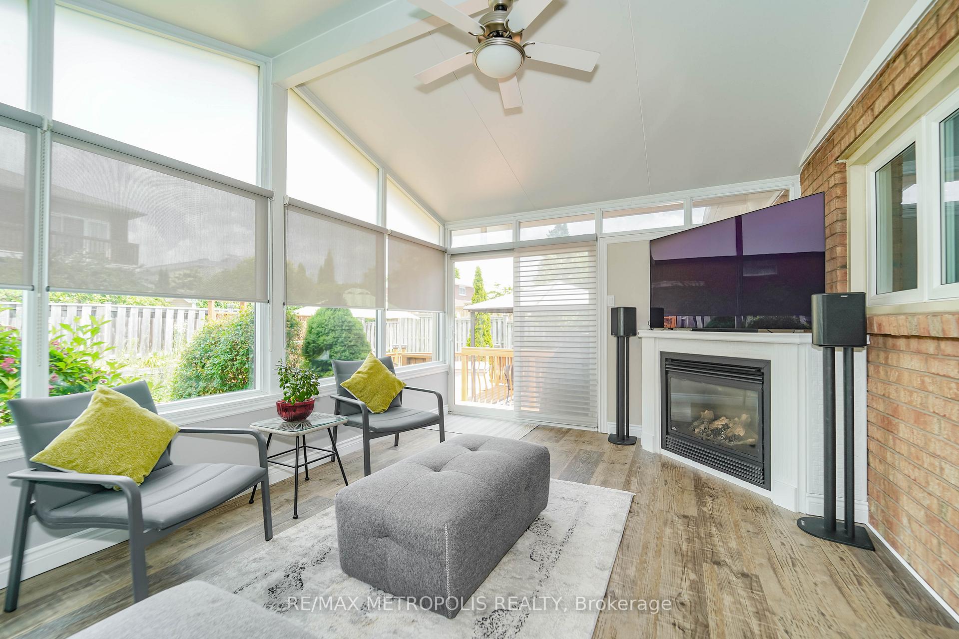 Photo 18 of 26 Limestone Crescent, Whitby, Pringle Creek — HOMEH