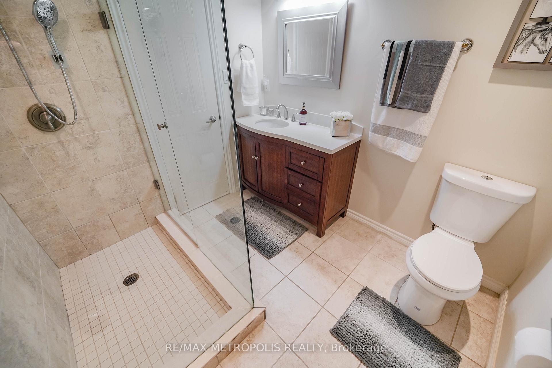 Photo 30 of 26 Limestone Crescent, Whitby, Pringle Creek — HOMEH