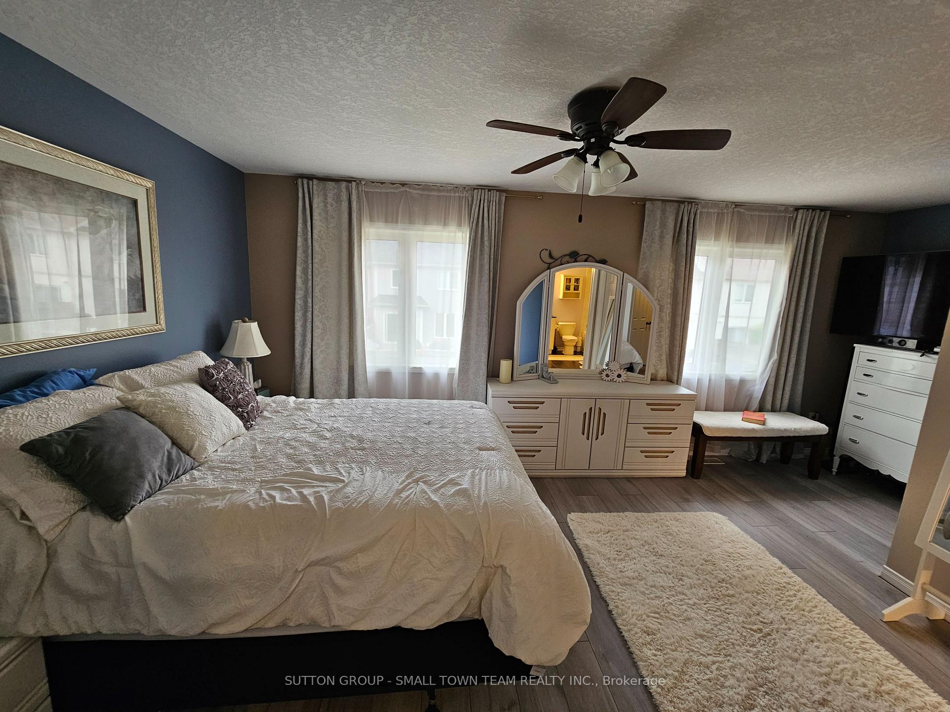 Photo 15 of 59 Trowbridge Street, Woolwich, Breslau — HOMEH