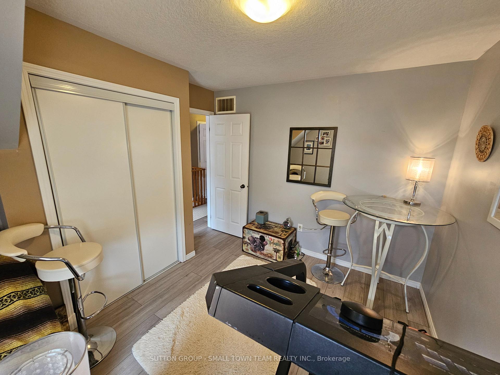 Photo 25 of 59 Trowbridge Street, Woolwich, Breslau — HOMEH