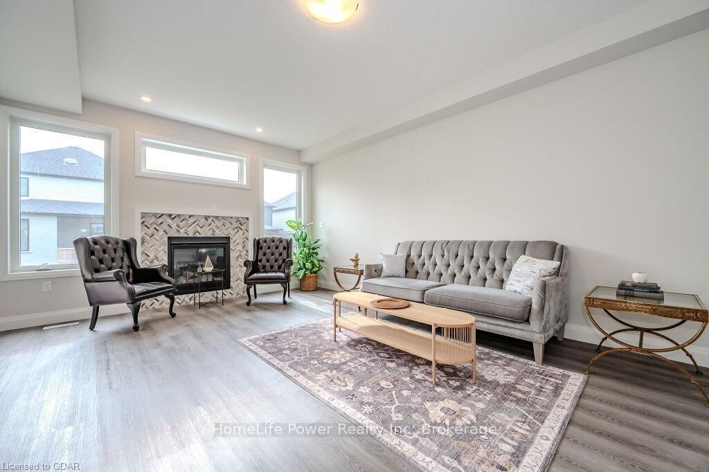 Photo 9 of 45 Queensgate Crescent, Woolwich — HOMEH