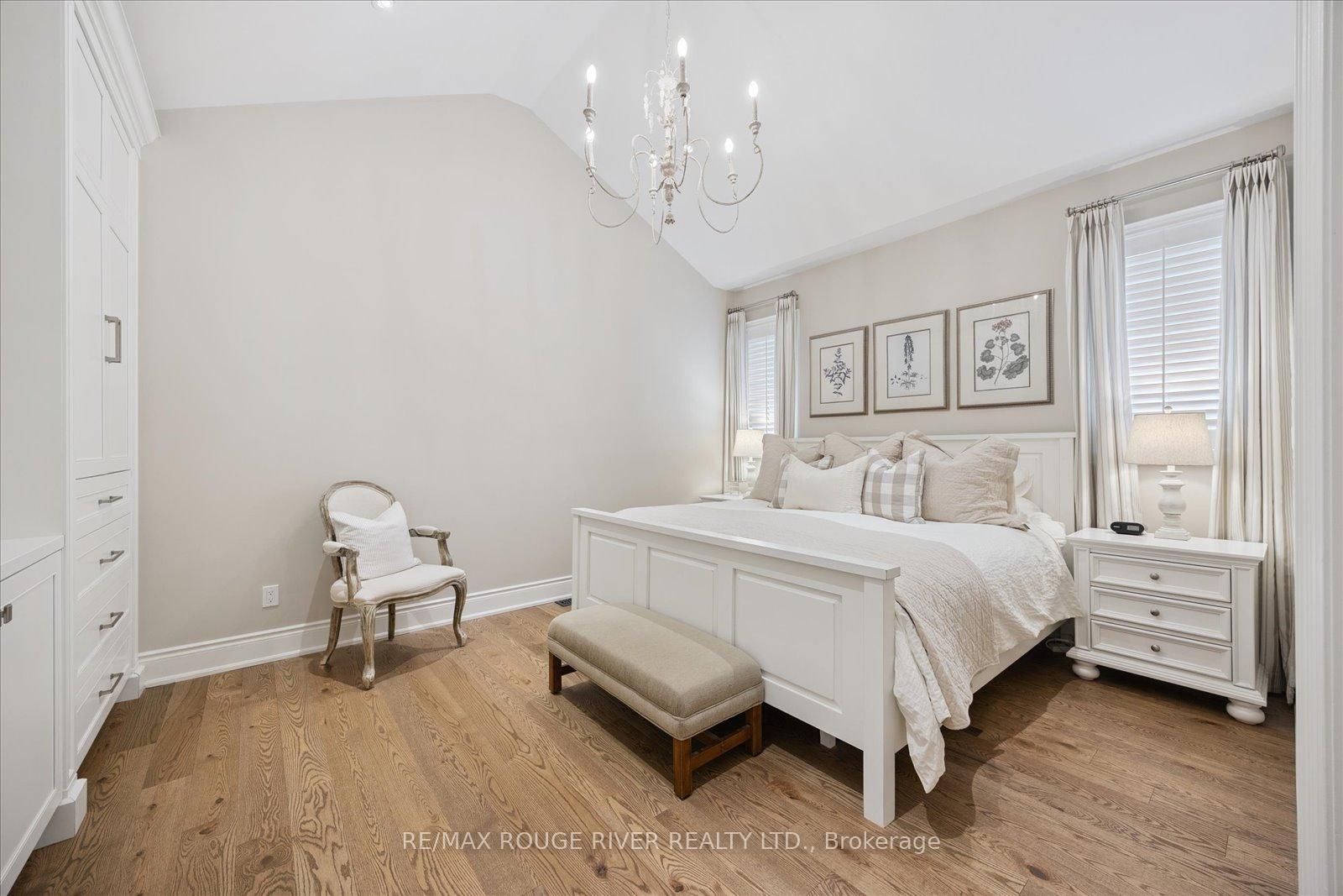 Photo 20 of 34 Nightingale Crescent, Whitby, Brooklin — HOMEH