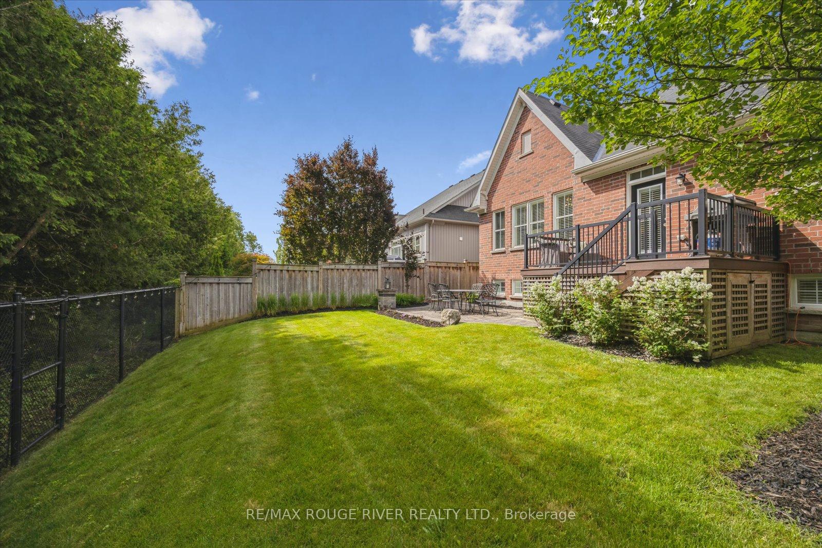 Photo 40 of 34 Nightingale Crescent, Whitby, Brooklin — HOMEH