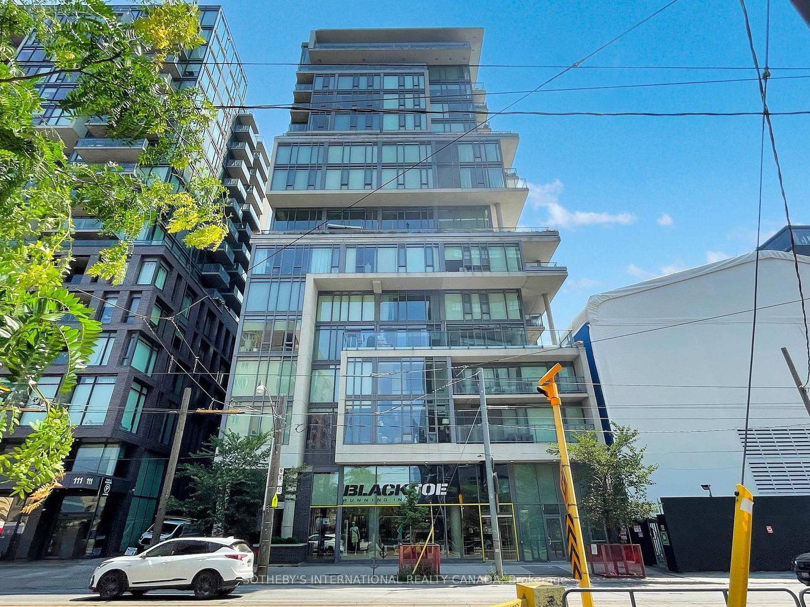 Front of Unit 1204, 95 Bathurst St