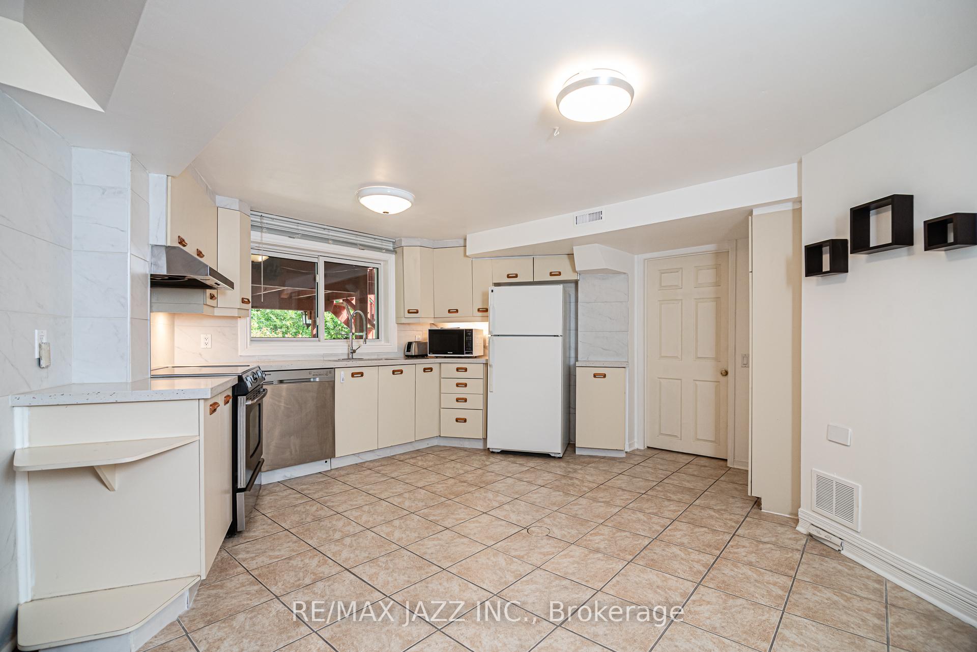 Photo 5 of Unit Bsmt, 30 Love Crescent, Ajax, South West — HOMEH
