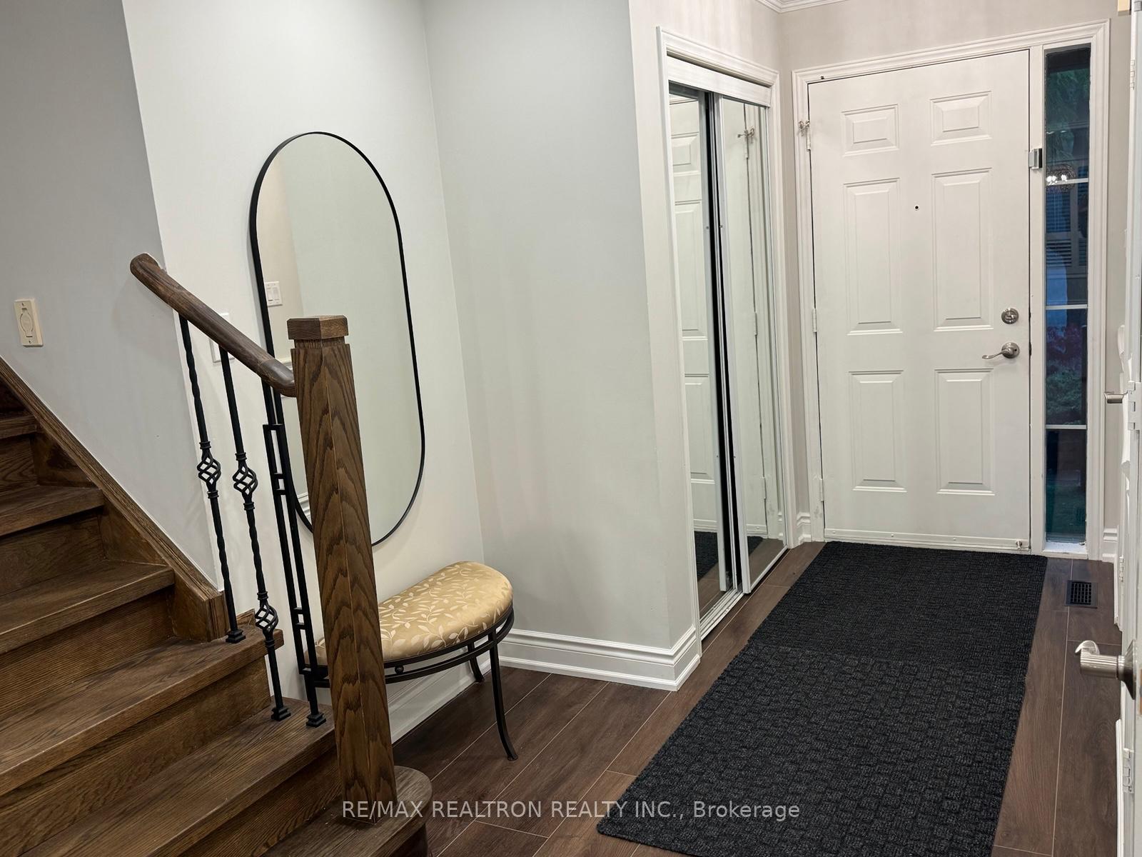 Photo 2 of 73 Lento Court, Vaughan, East Woodbridge — HOMEH