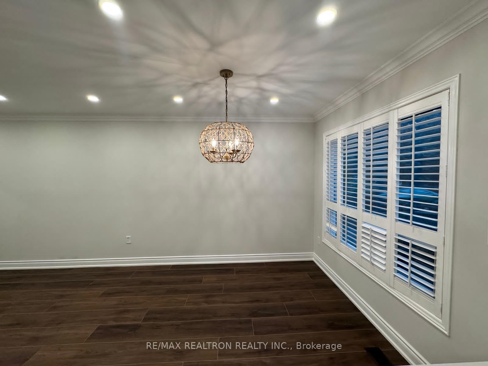 Photo 9 of 73 Lento Court, Vaughan, East Woodbridge — HOMEH