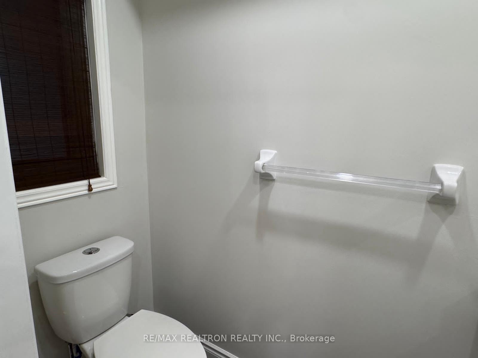Photo 11 of 73 Lento Court, Vaughan, East Woodbridge — HOMEH