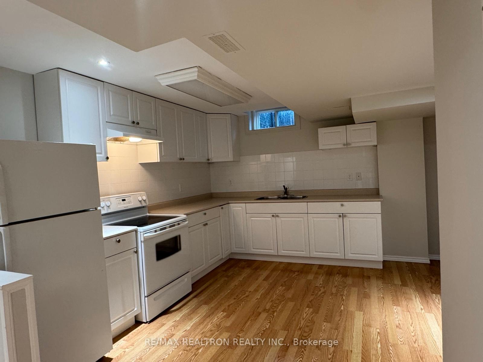 Photo 25 of 73 Lento Court, Vaughan, East Woodbridge — HOMEH