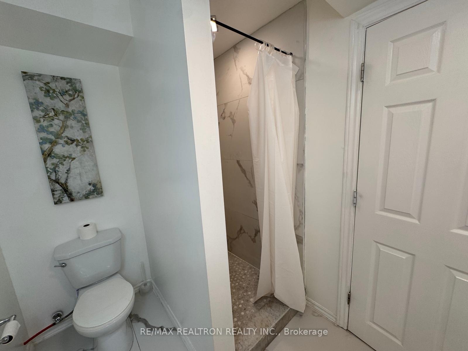 Photo 28 of 73 Lento Court, Vaughan, East Woodbridge — HOMEH